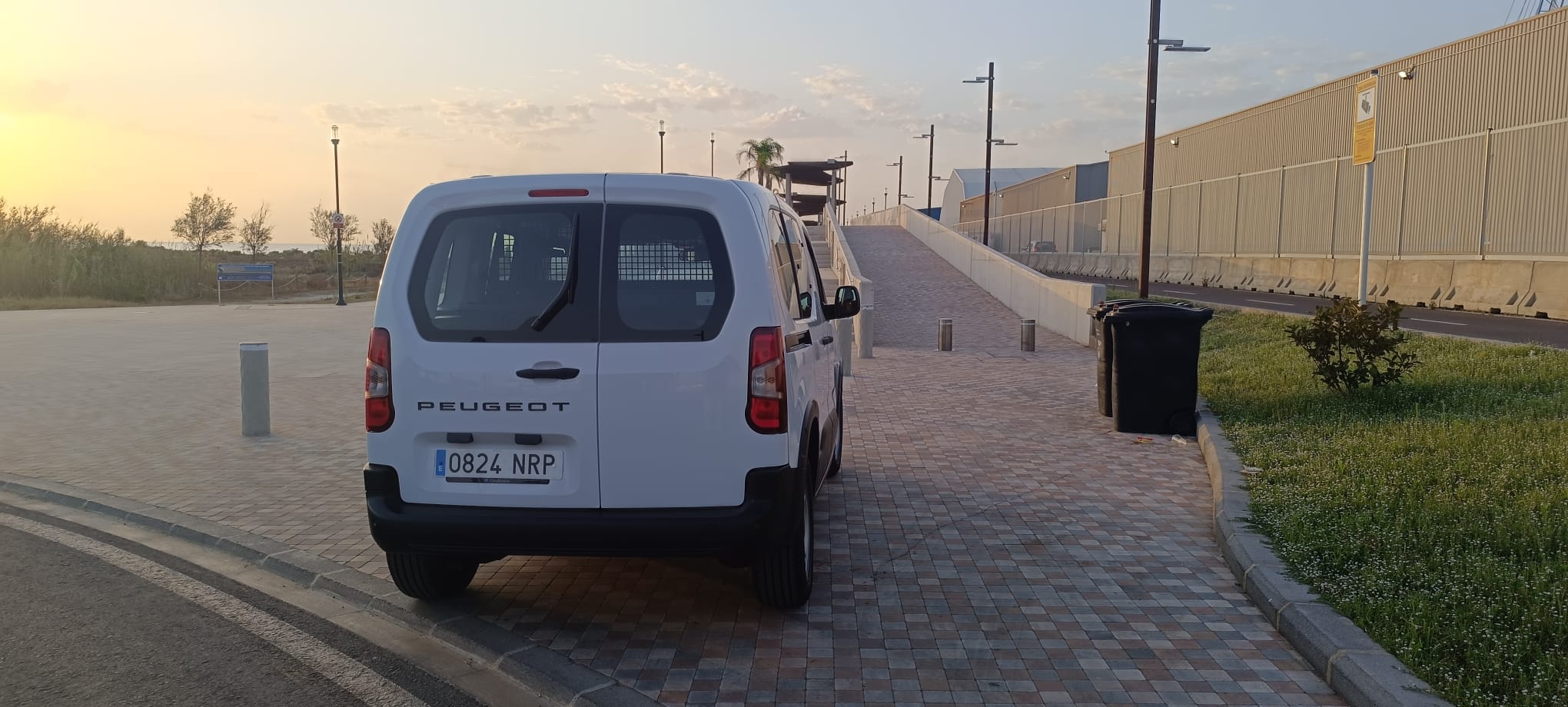 Peugeot Rifter con Cámara de marcha atrás