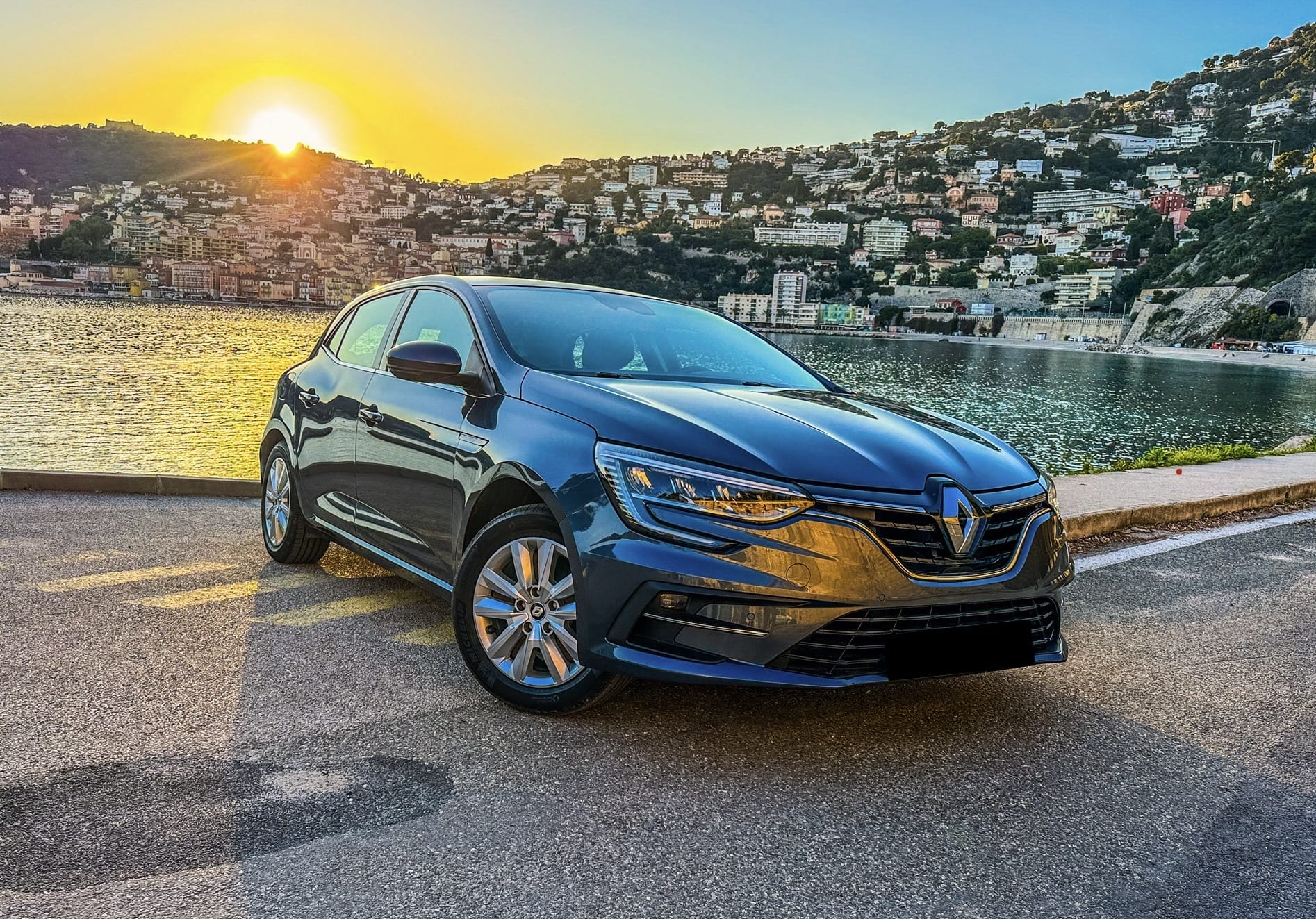 Renault Mégane 932, 2022, Essence 98