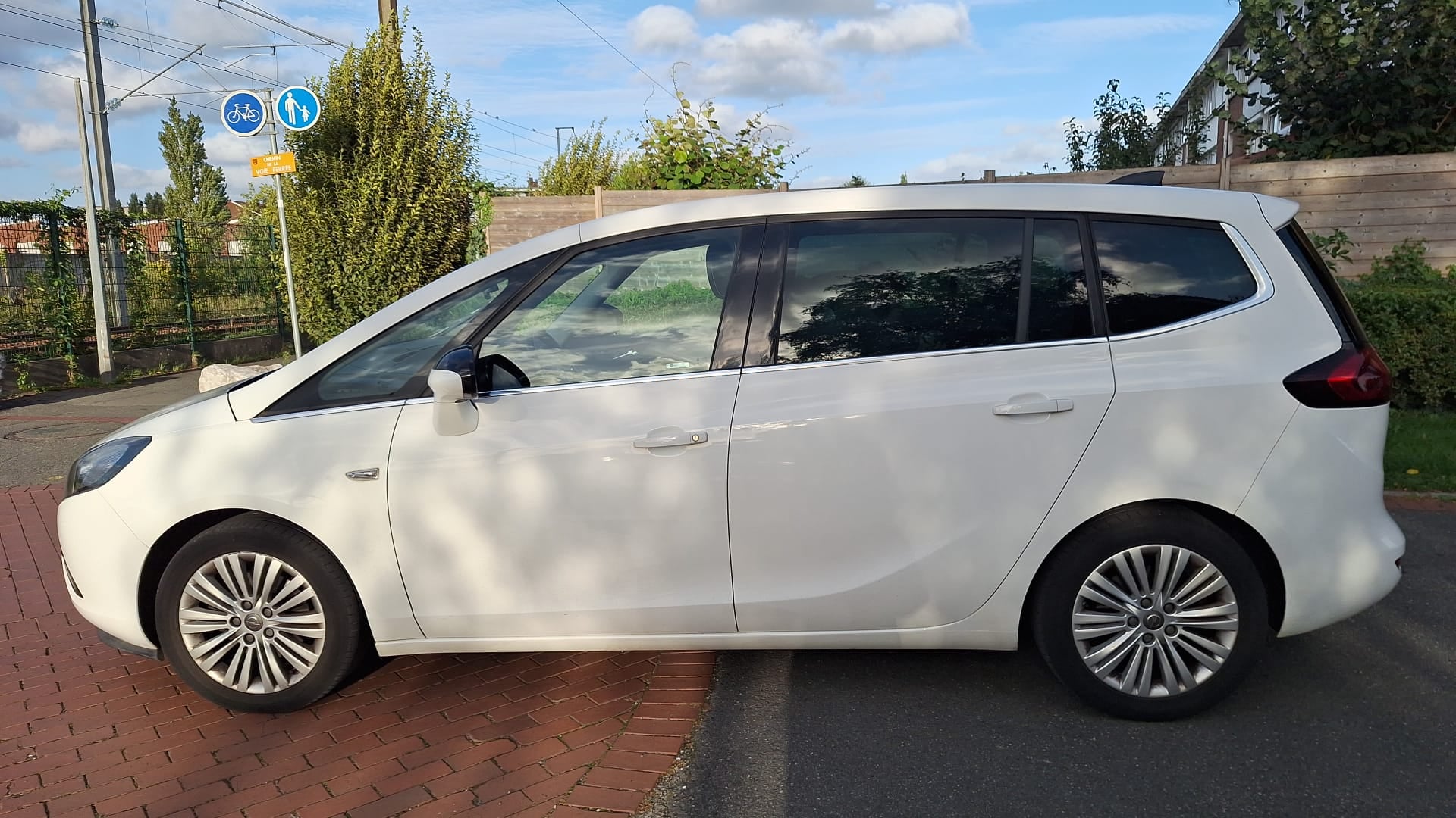 Opel Zafira Tourer avec Climatisation