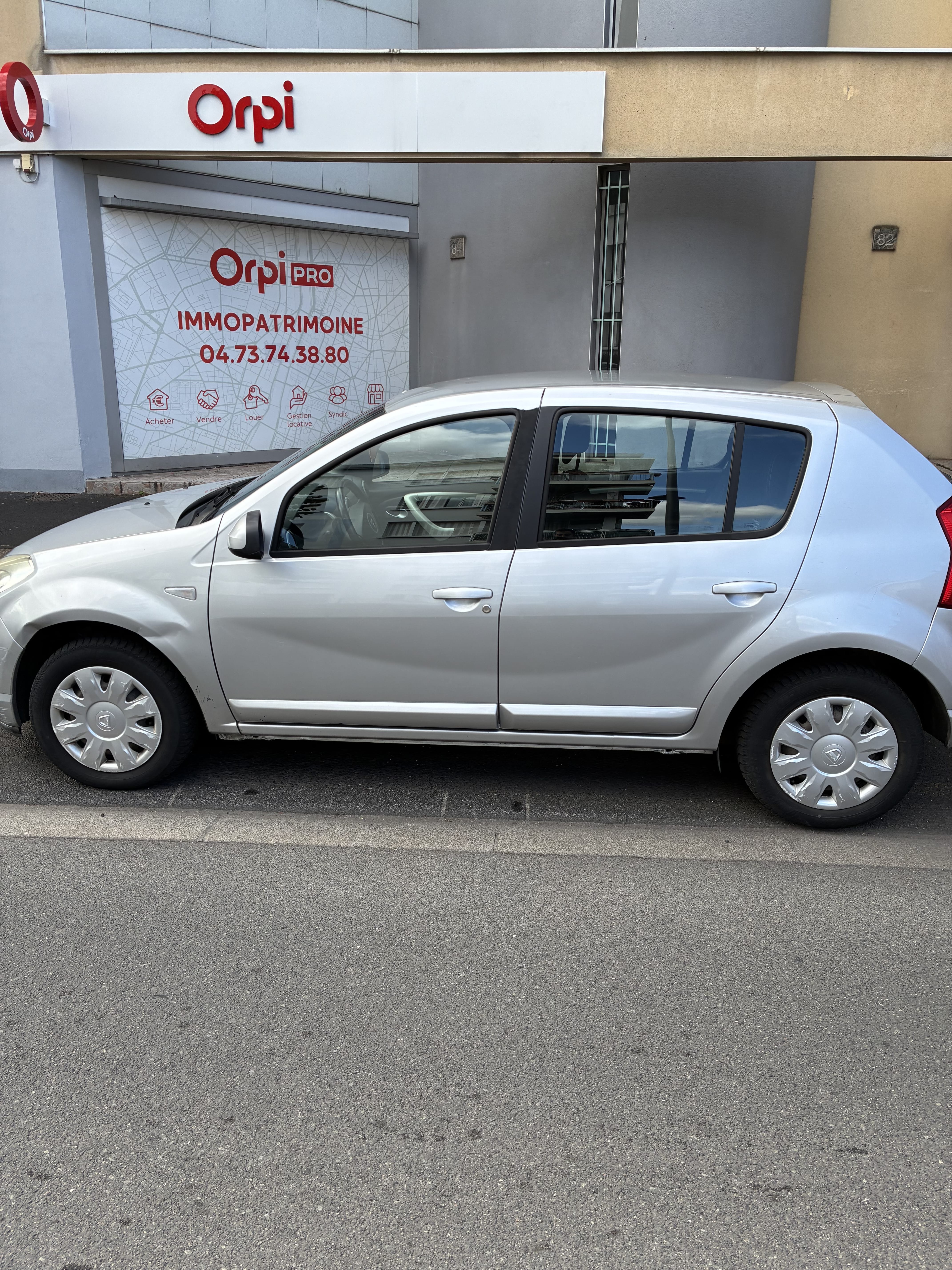 Dacia Sandero avec Climatisation