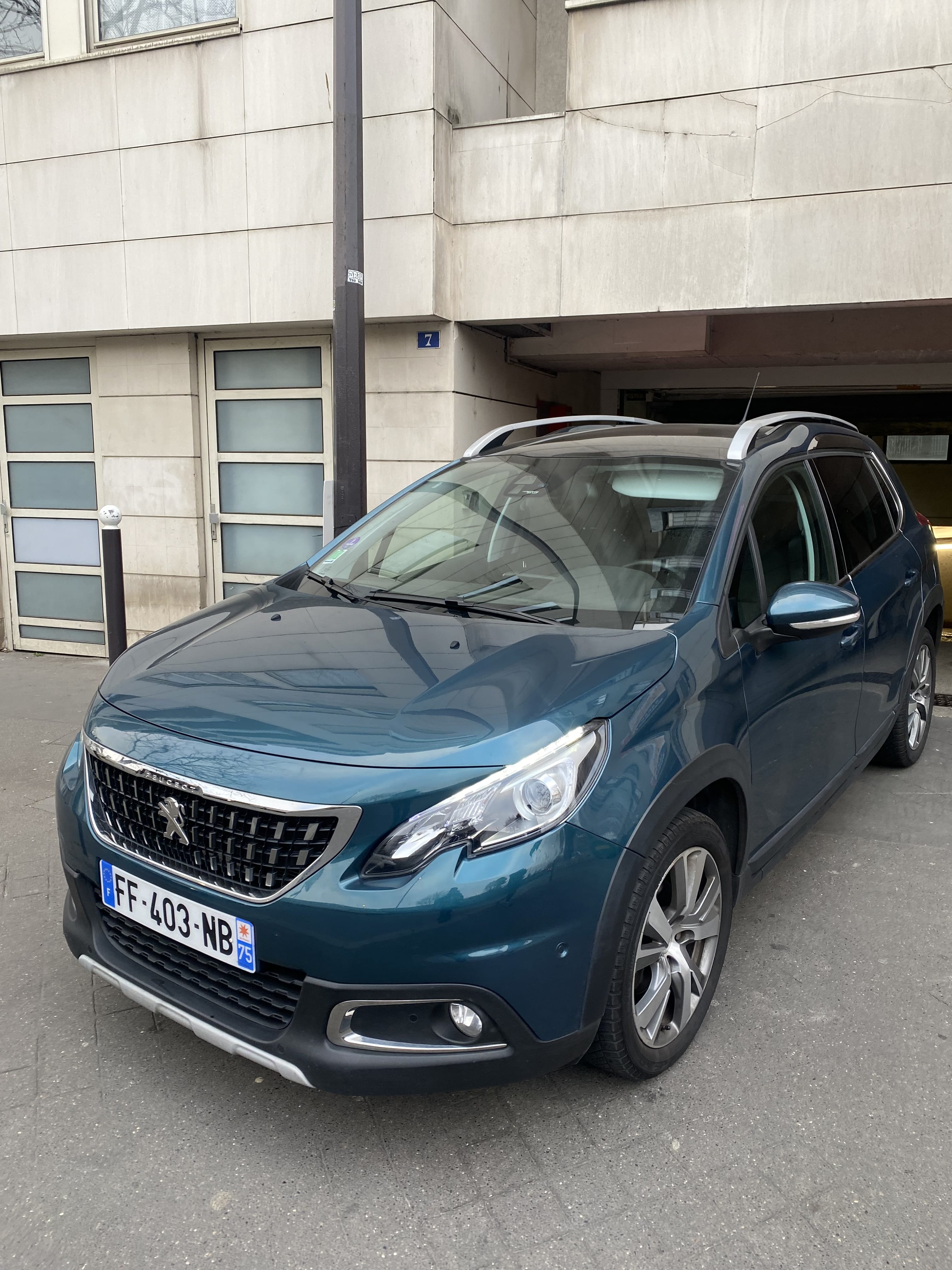 Peugeot 2008, 2019, Essence 98, automatique