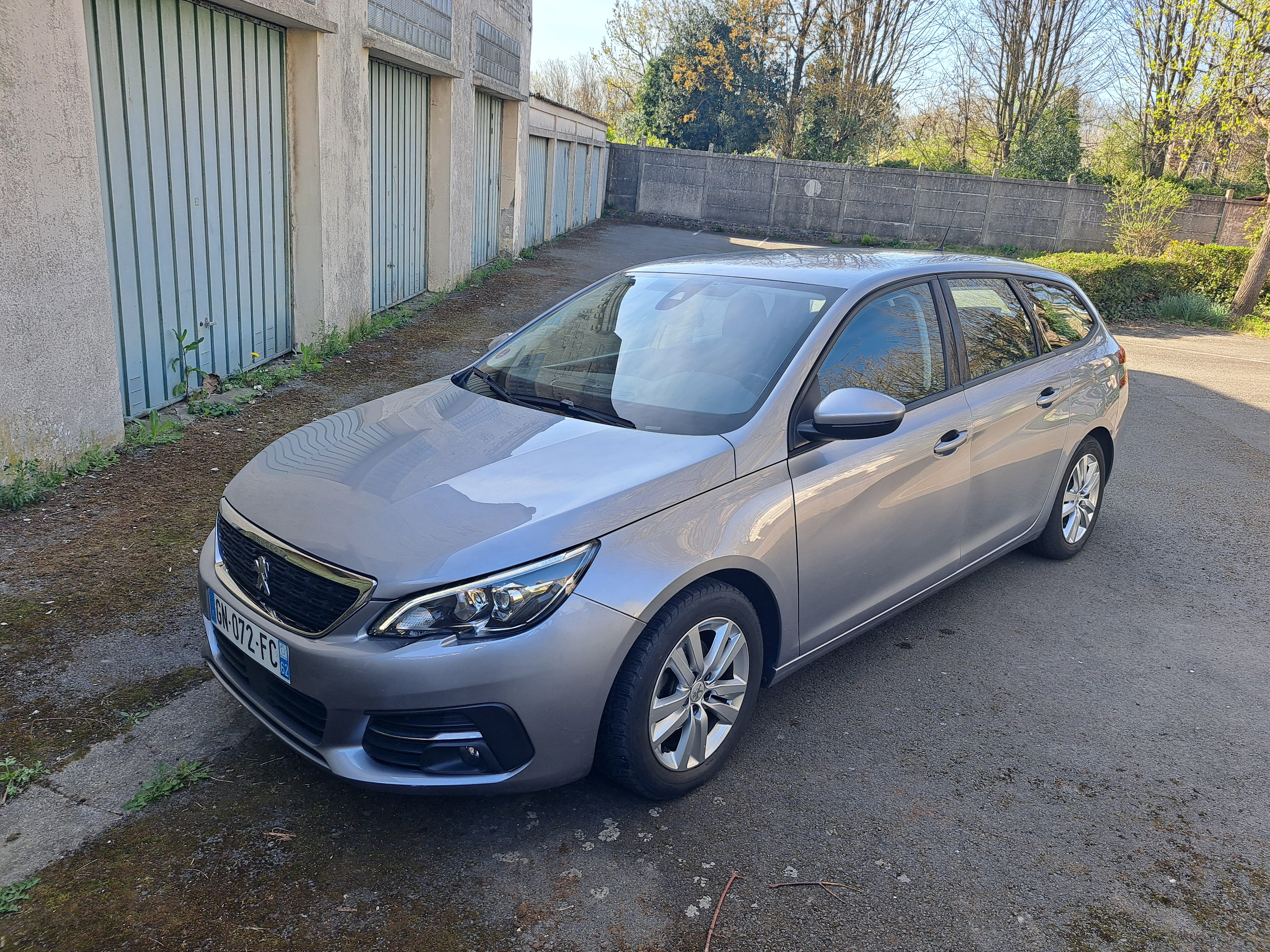 Peugeot 308 SW 130ch EAT8 Allure Business, 2020, Essence 98, automatique