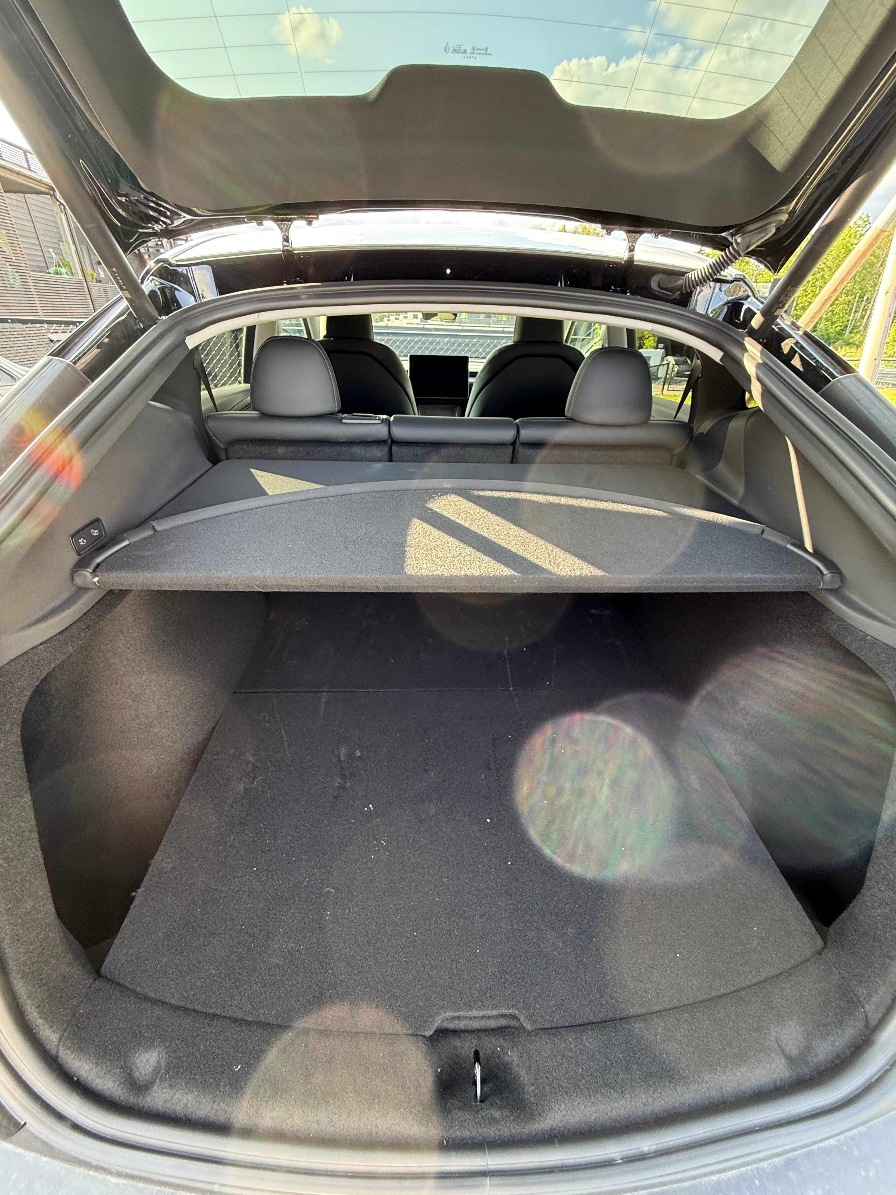 Tesla Model Y Long Range med Firehjulstrekk