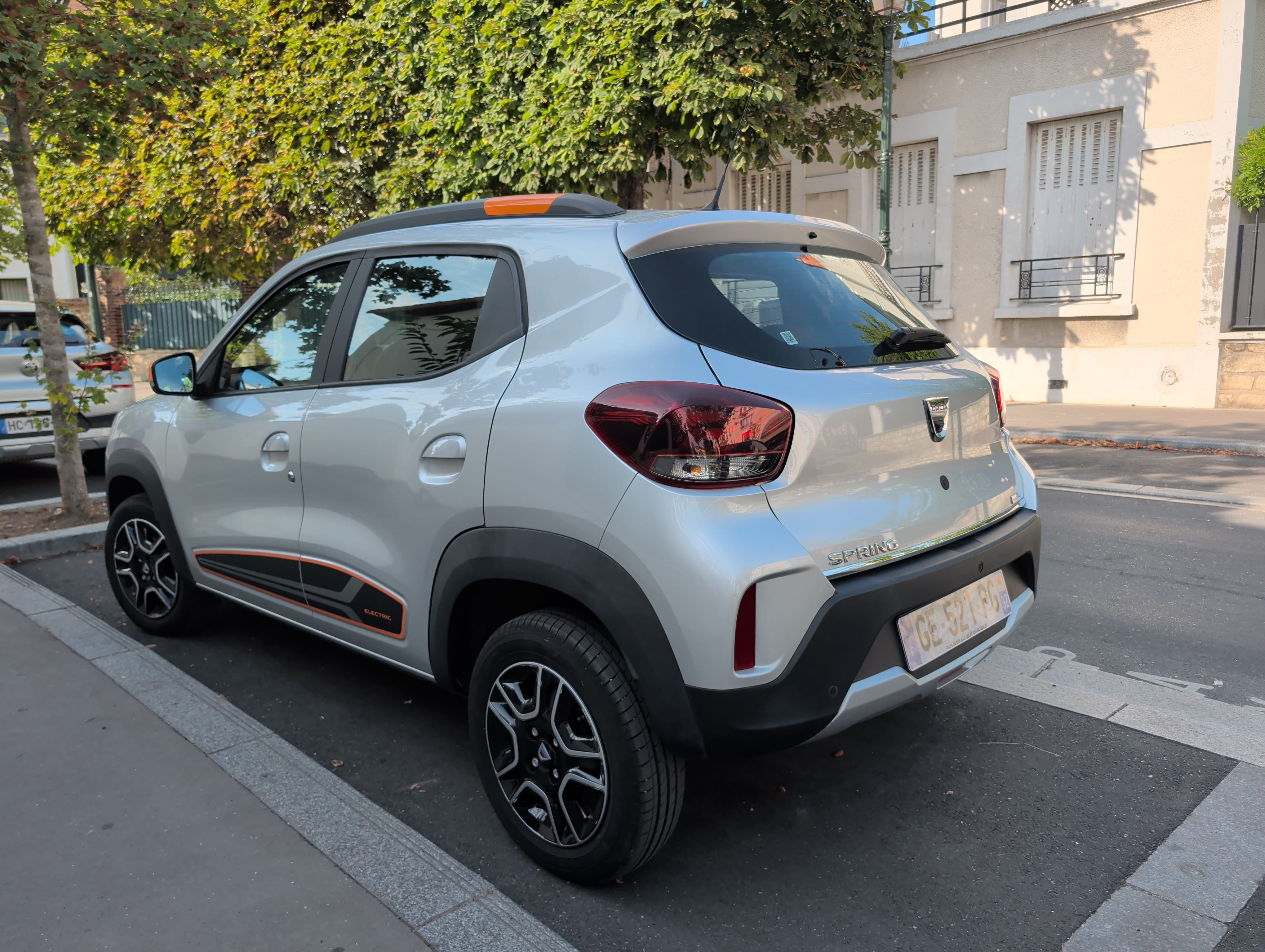 Dacia Spring avec Caméra de recul