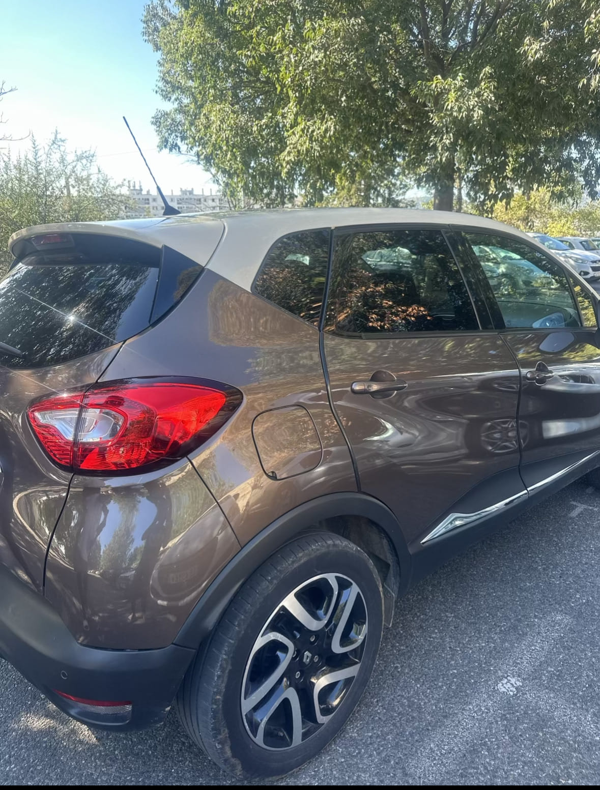 Renault Captur with Baby seat