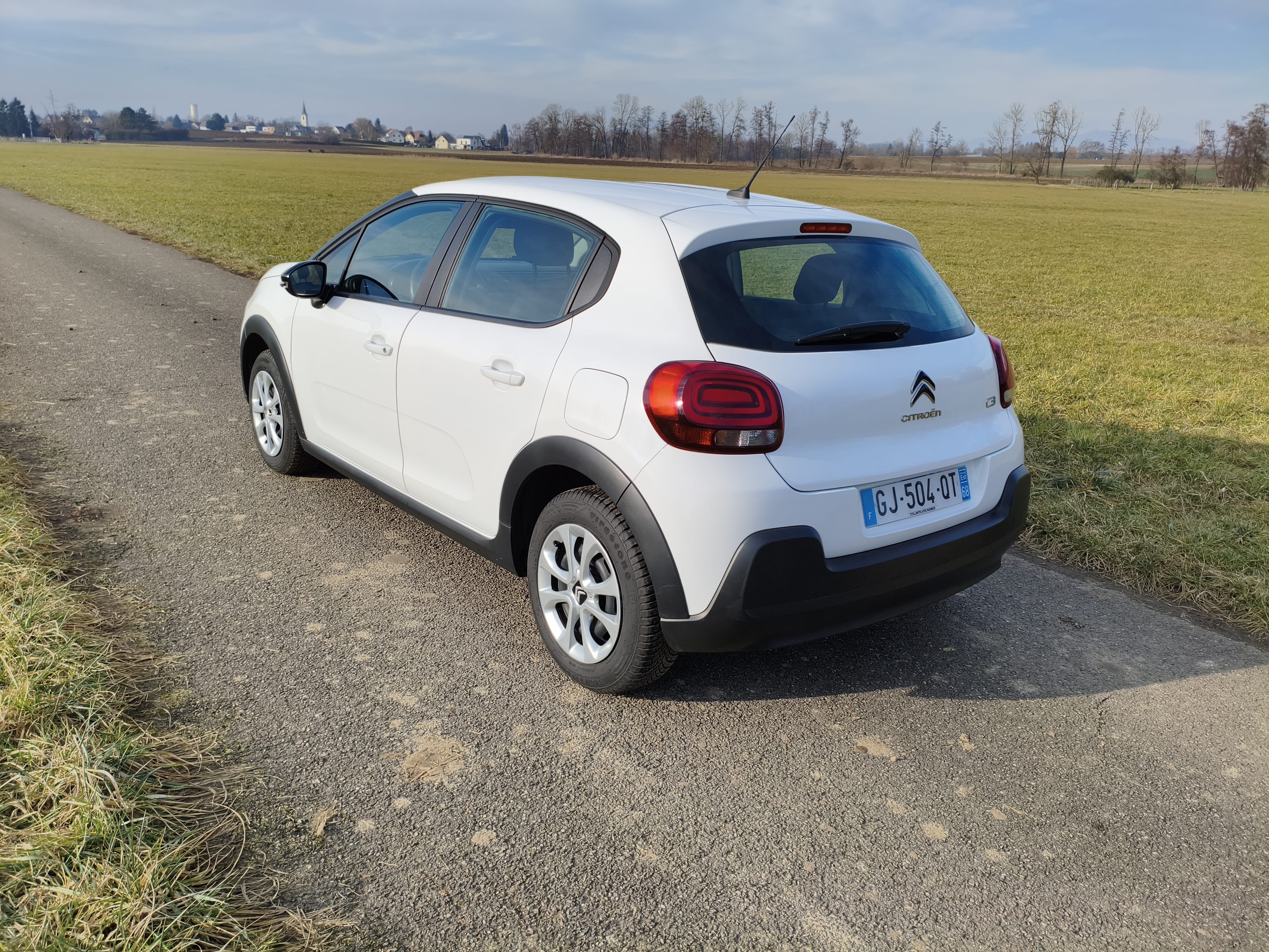 Citroen C3 III 1.5 BLUEHDI 100 avec Régulateur de vitesse