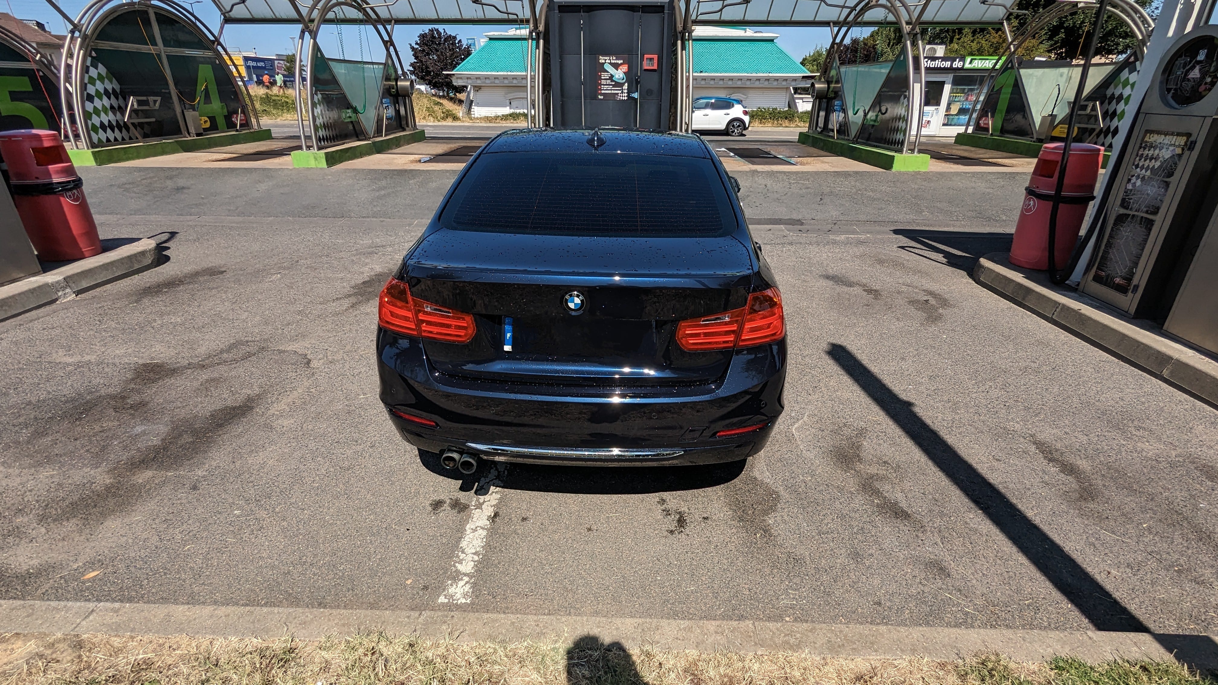 BMW Série 3 avec GPS