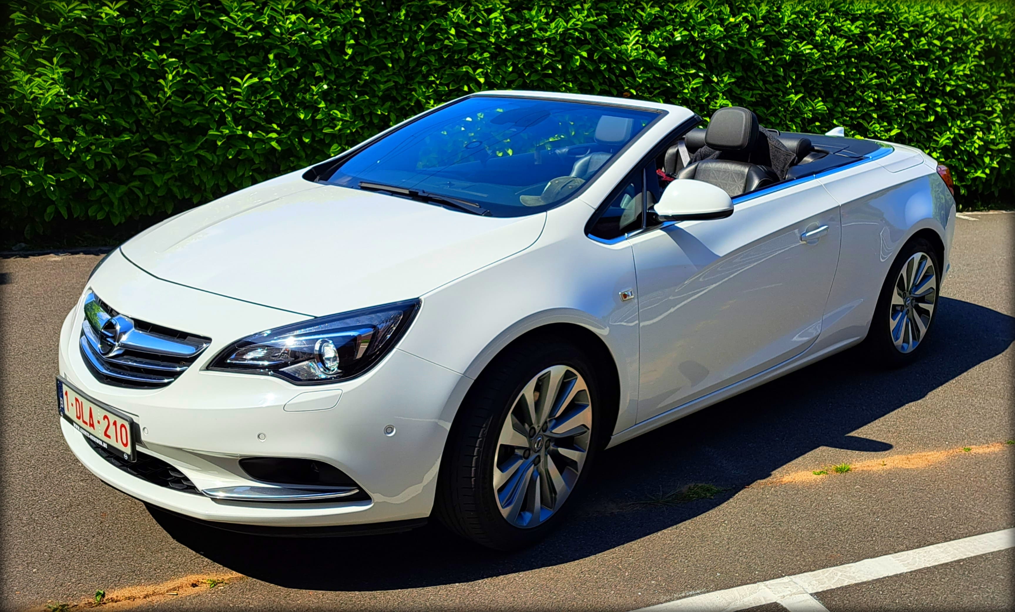 Opel Cascada Cabrio avec Audio Bluetooth