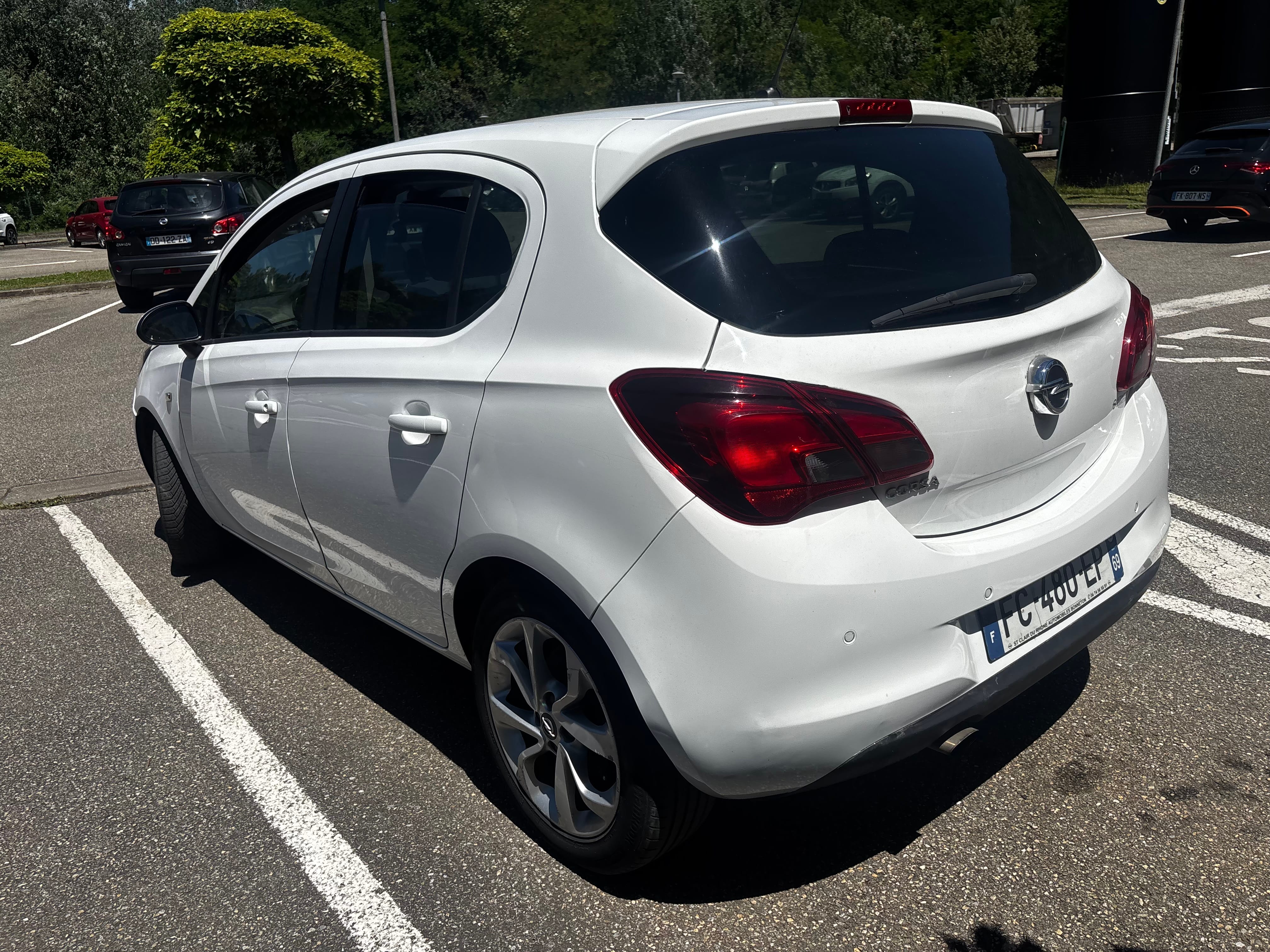 Opel Corsa-E avec Climatisation