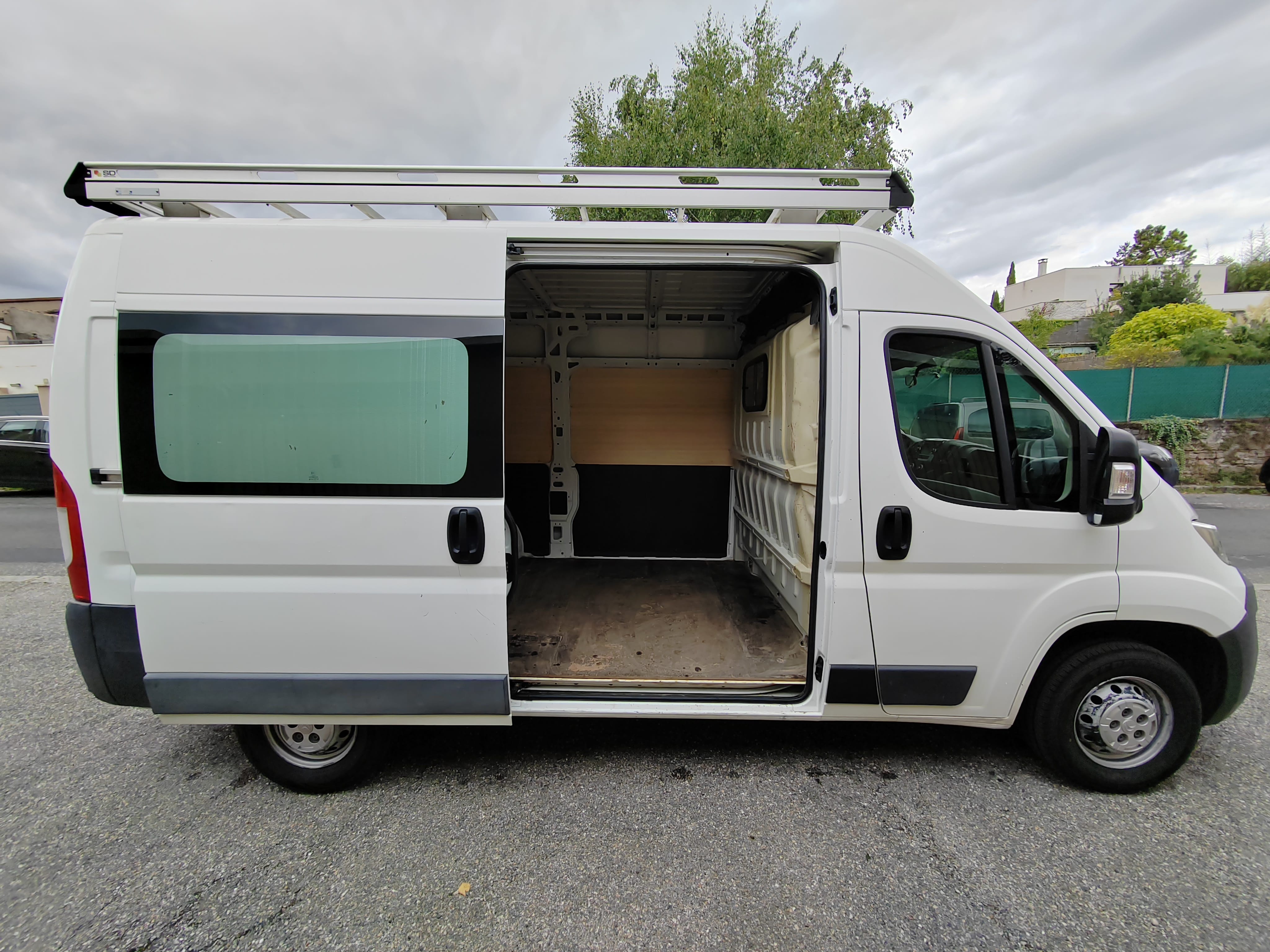 Citroen Jumper L2H2 - 2.0L BlueHDI 130ch (13m3) avec Entrée audio / iPod