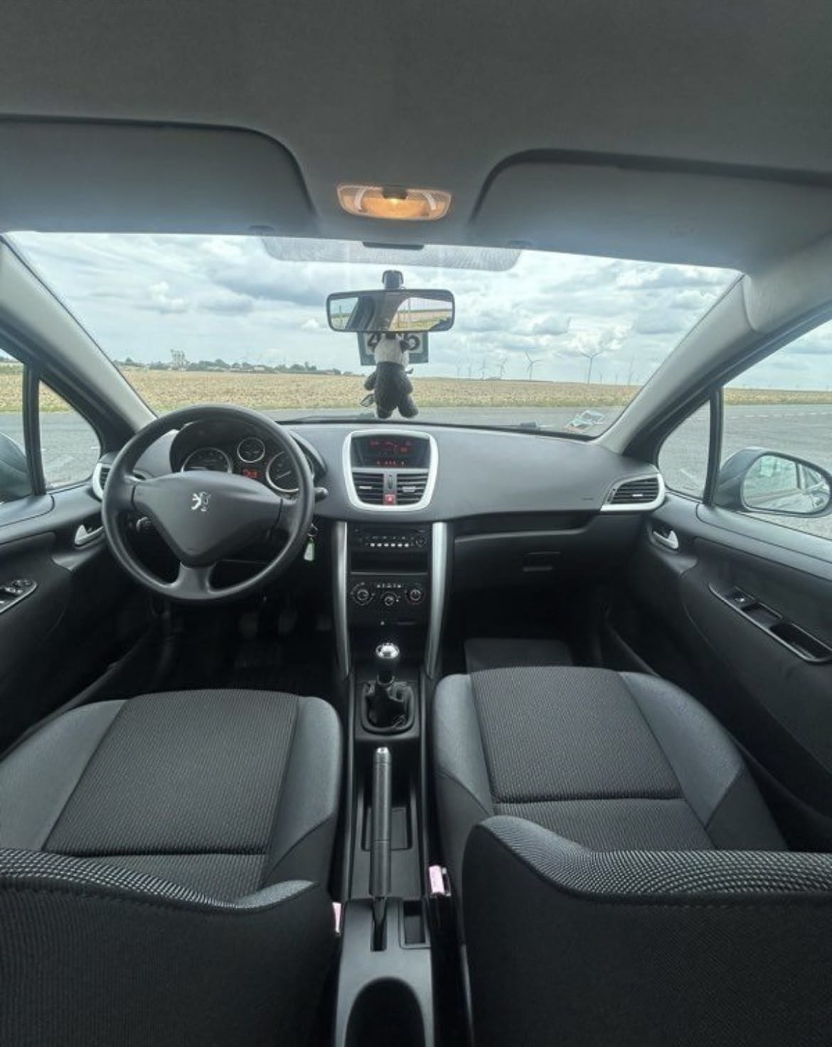 Peugeot 207 with Cruise control