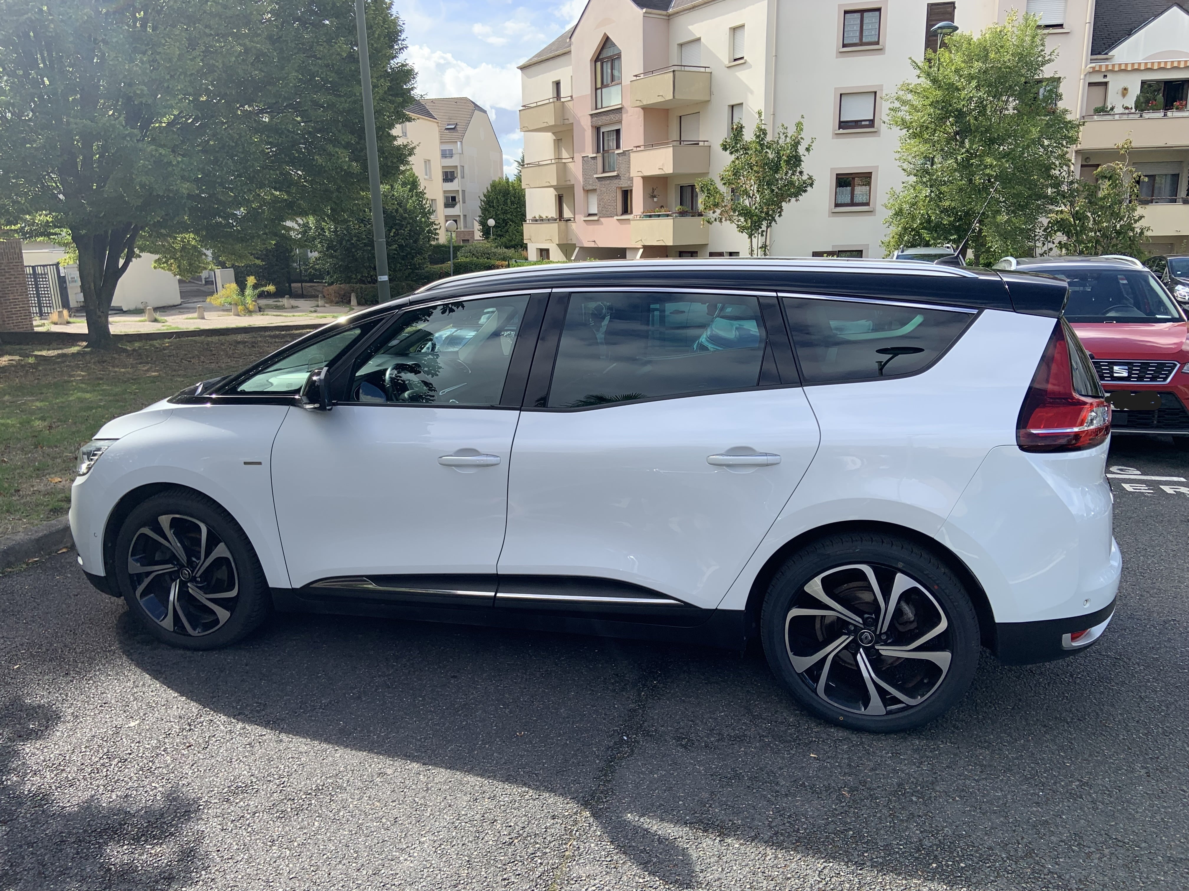Renault Grand Scenic avec Climatisation
