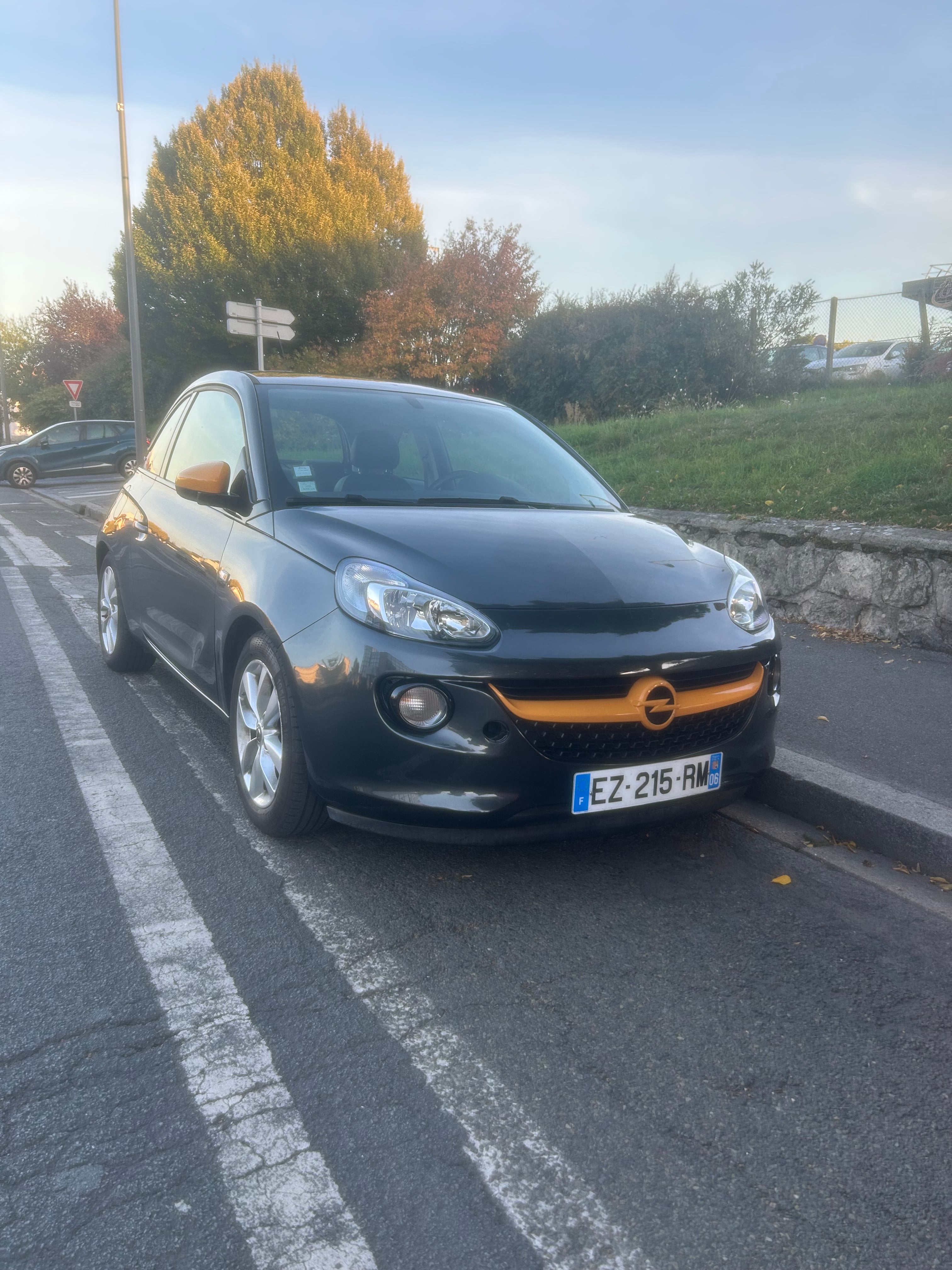 Opel Adam 1.4 avec Apple CarPlay