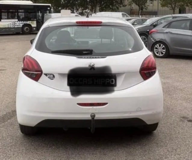 Peugeot 208 avec Climatisation