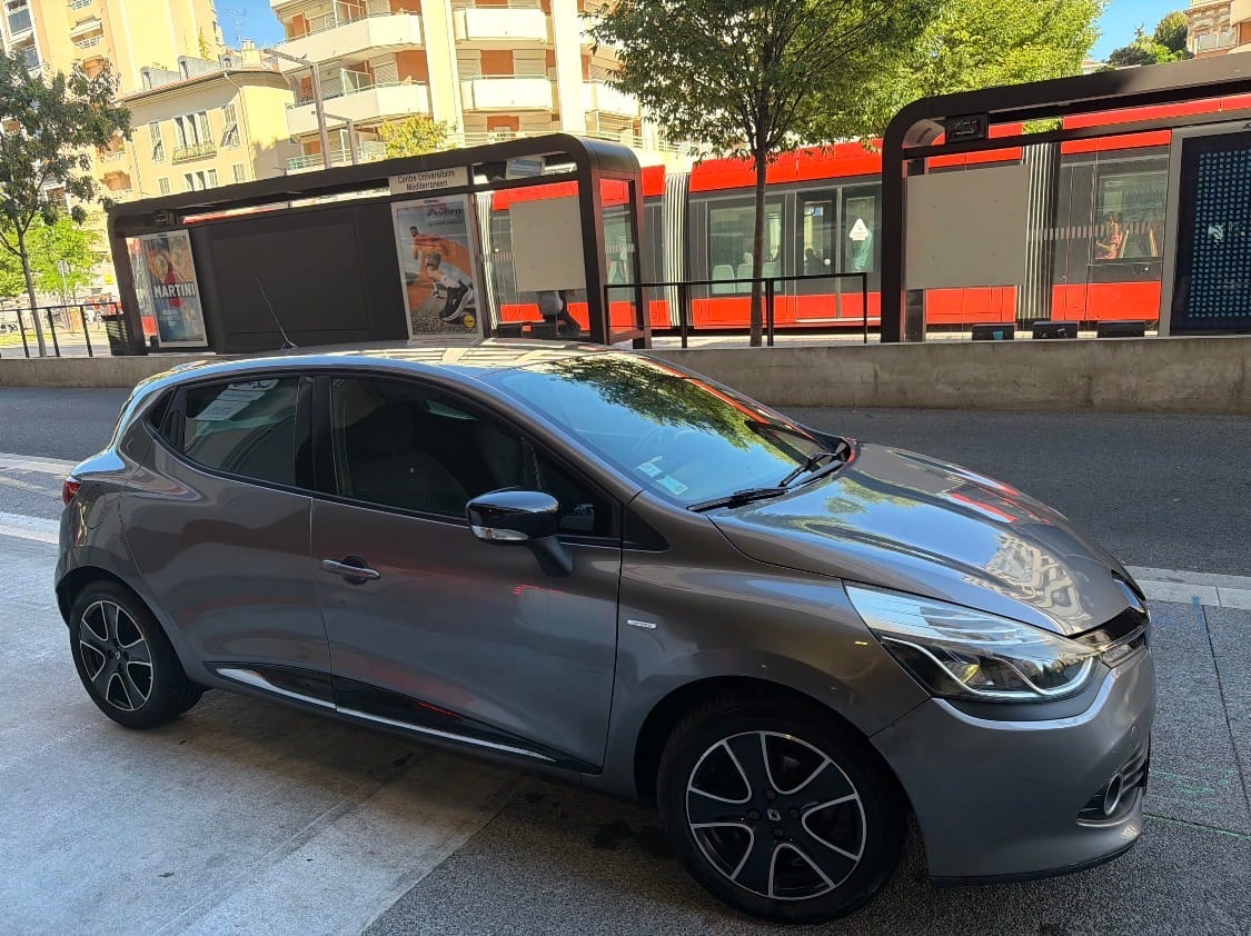 Renault Clio, 2015, Essence 95