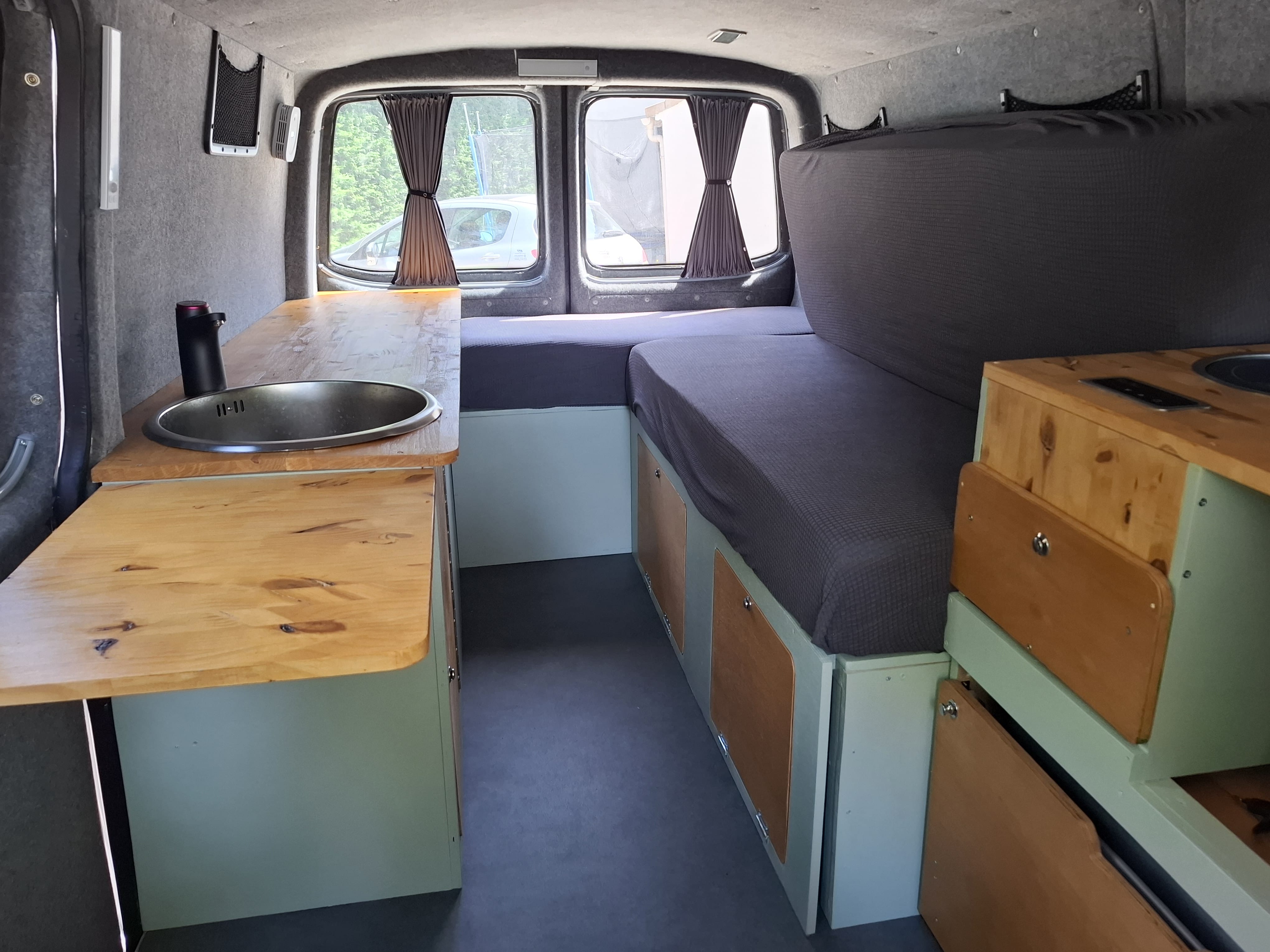 Volkswagen Transporter Camper VAN T6L2 AMÉNAGÉ avec Audio Bluetooth