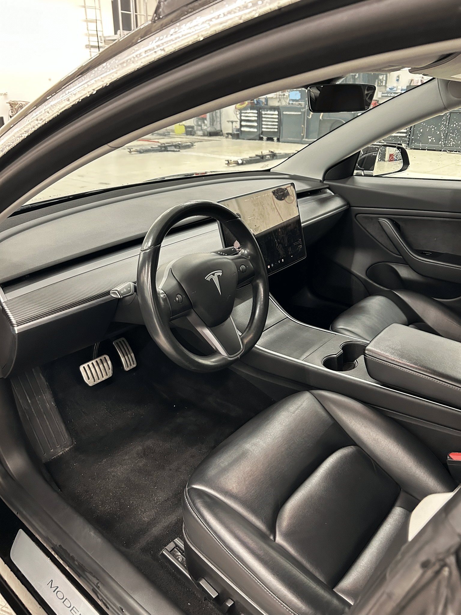 Tesla Model 3 Performance med Dashcam