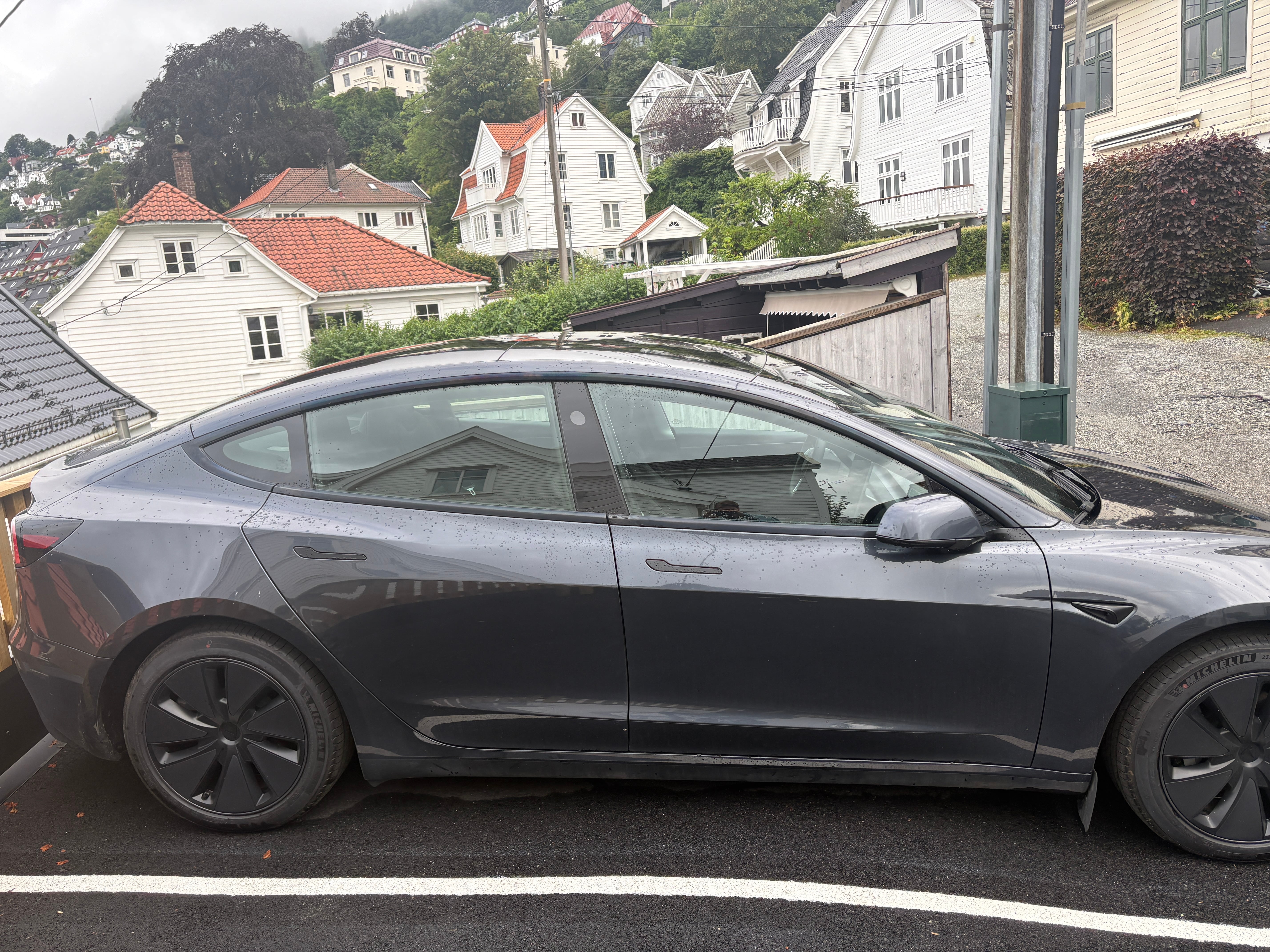 Tesla Model 3 med Aircondition
