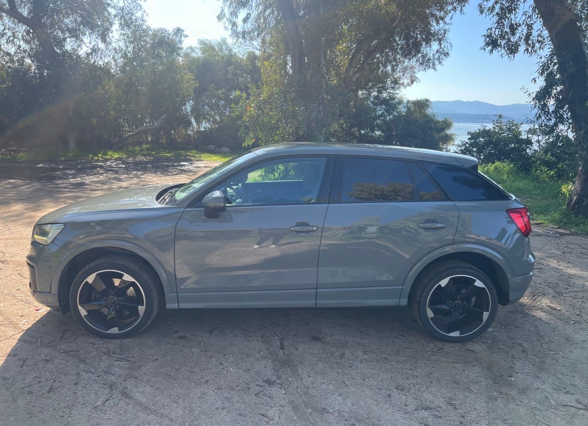 Audi Q2 with Air conditioning