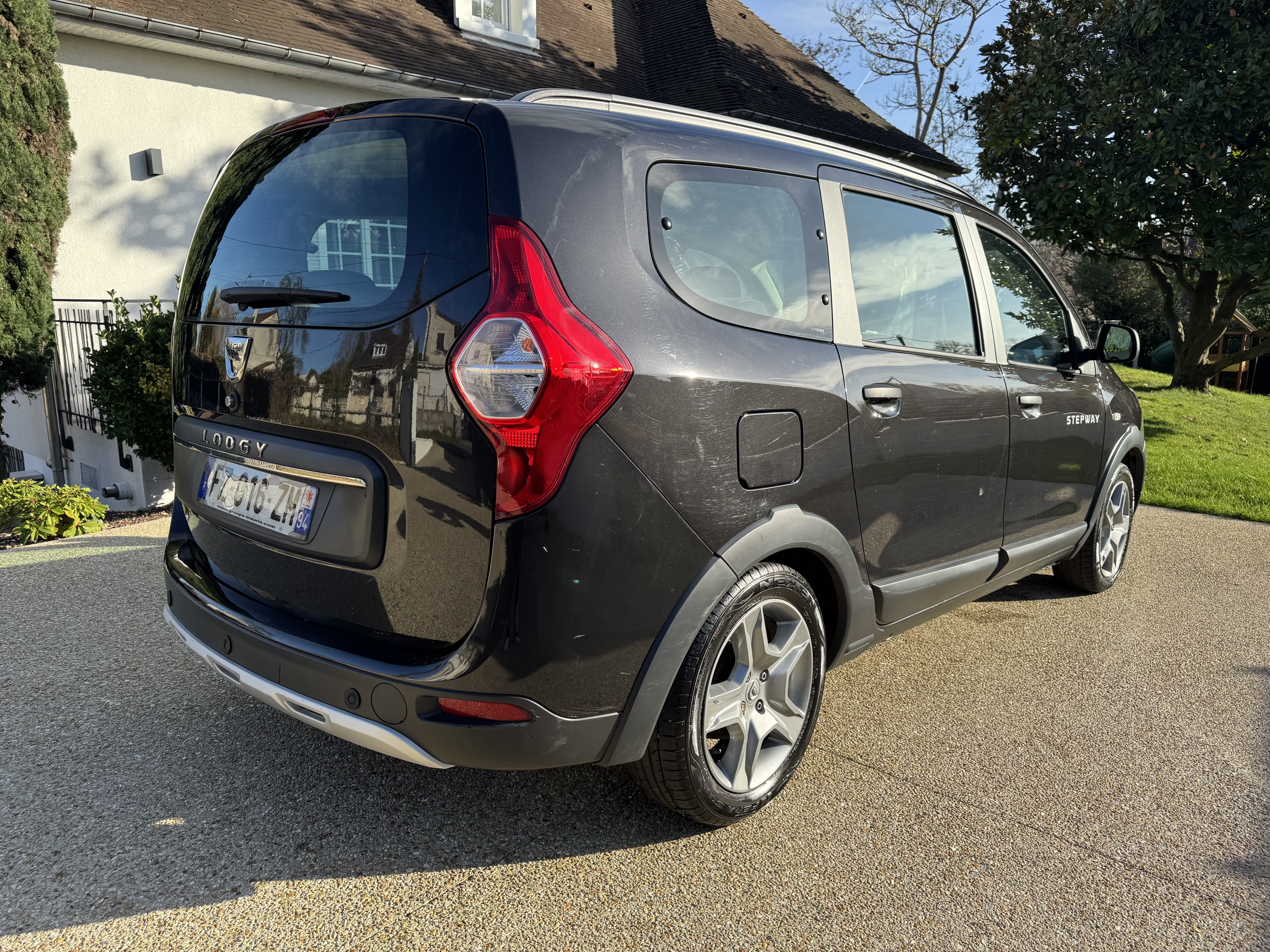 Dacia Lodgy avec GPS