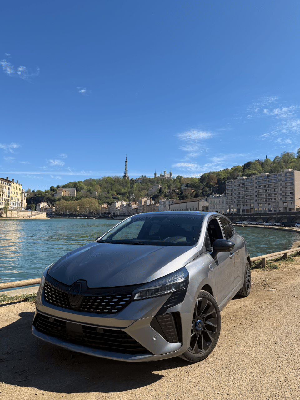Renault Clio, 2024, Essence 98