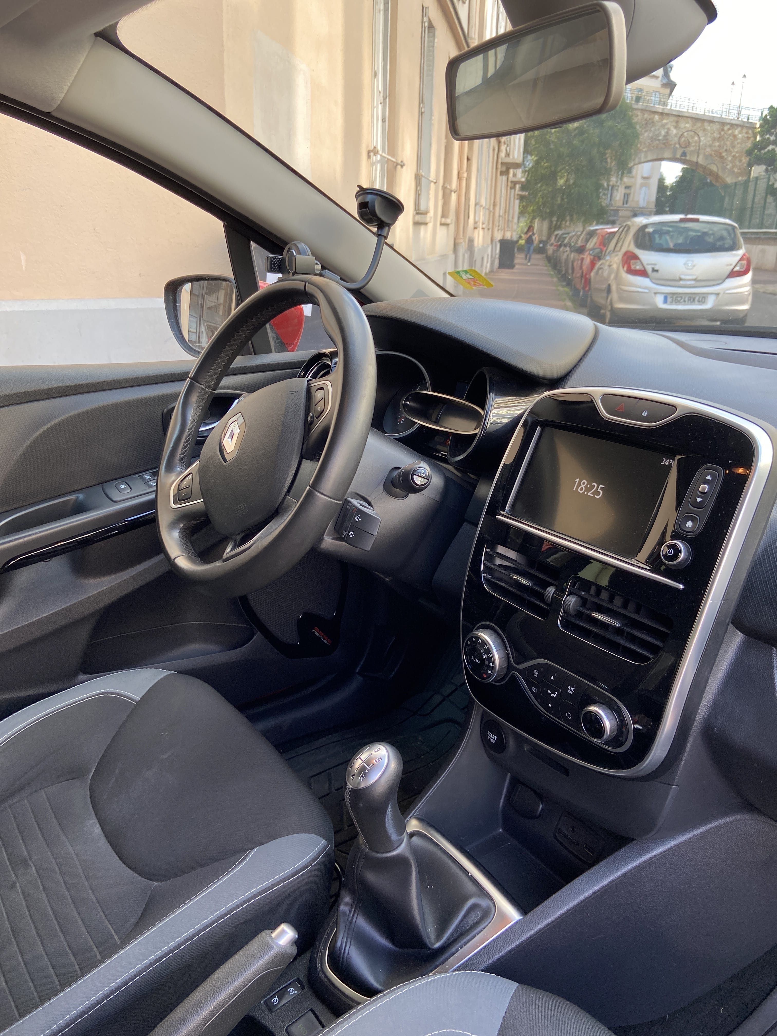 Renault Clio Estate avec GPS