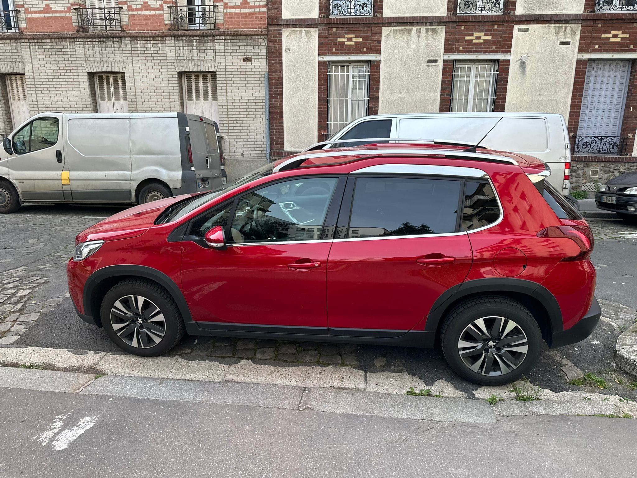 Peugeot 2008 Allure business avec Climatisation