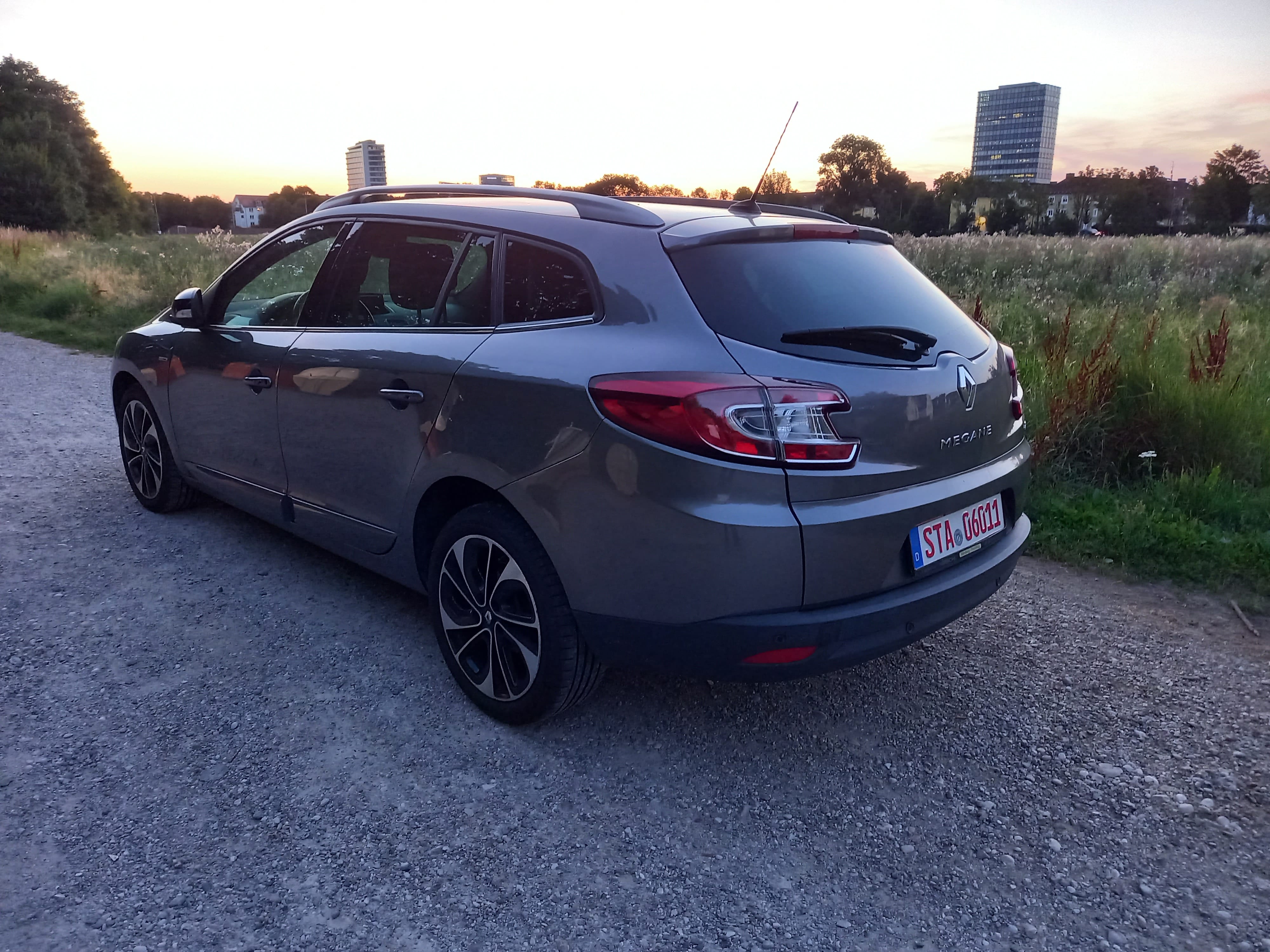 Renault Mégane Estate STA-NI 30 mit Tempomat