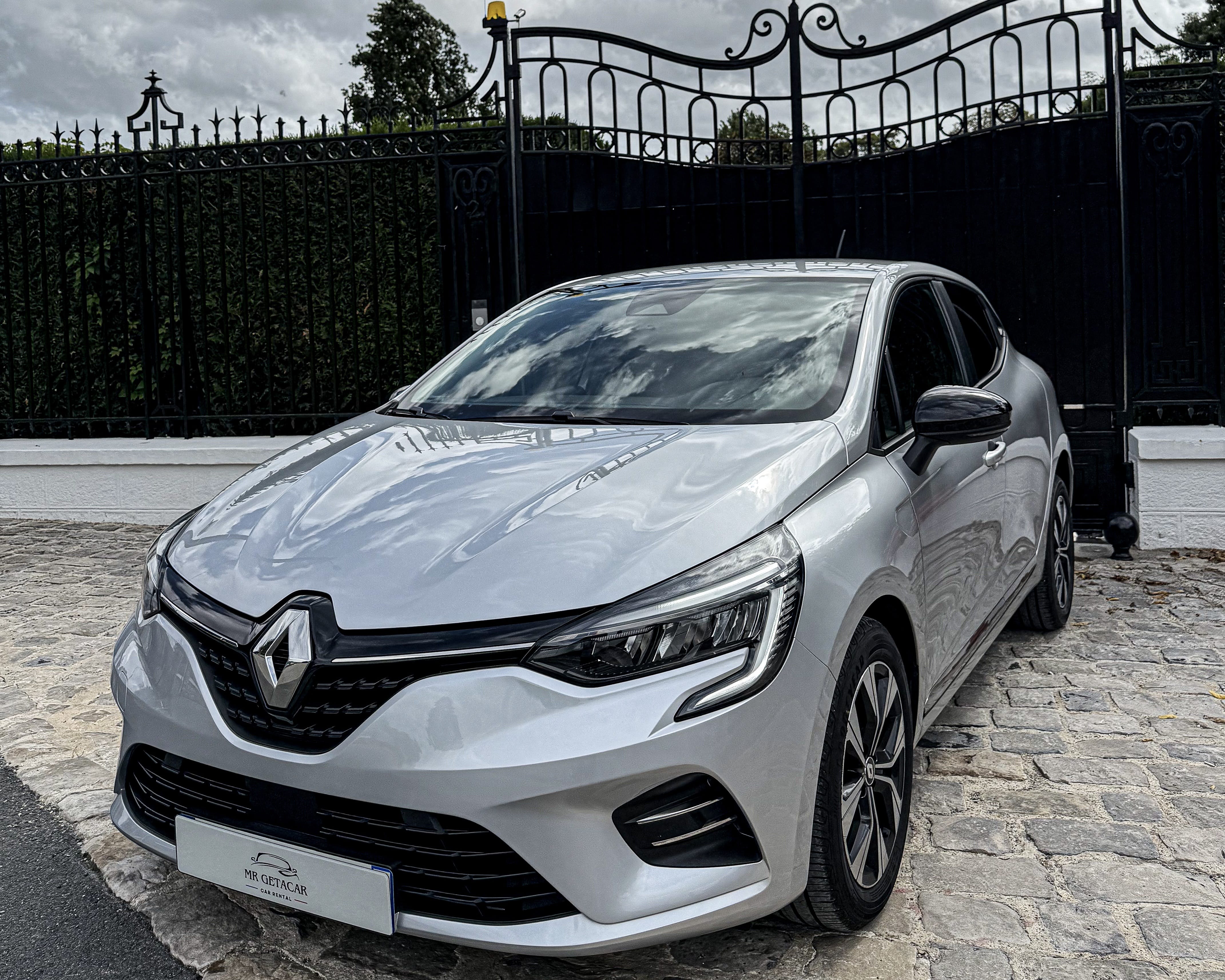Renault Clio, 2023, Essence 95, automatique