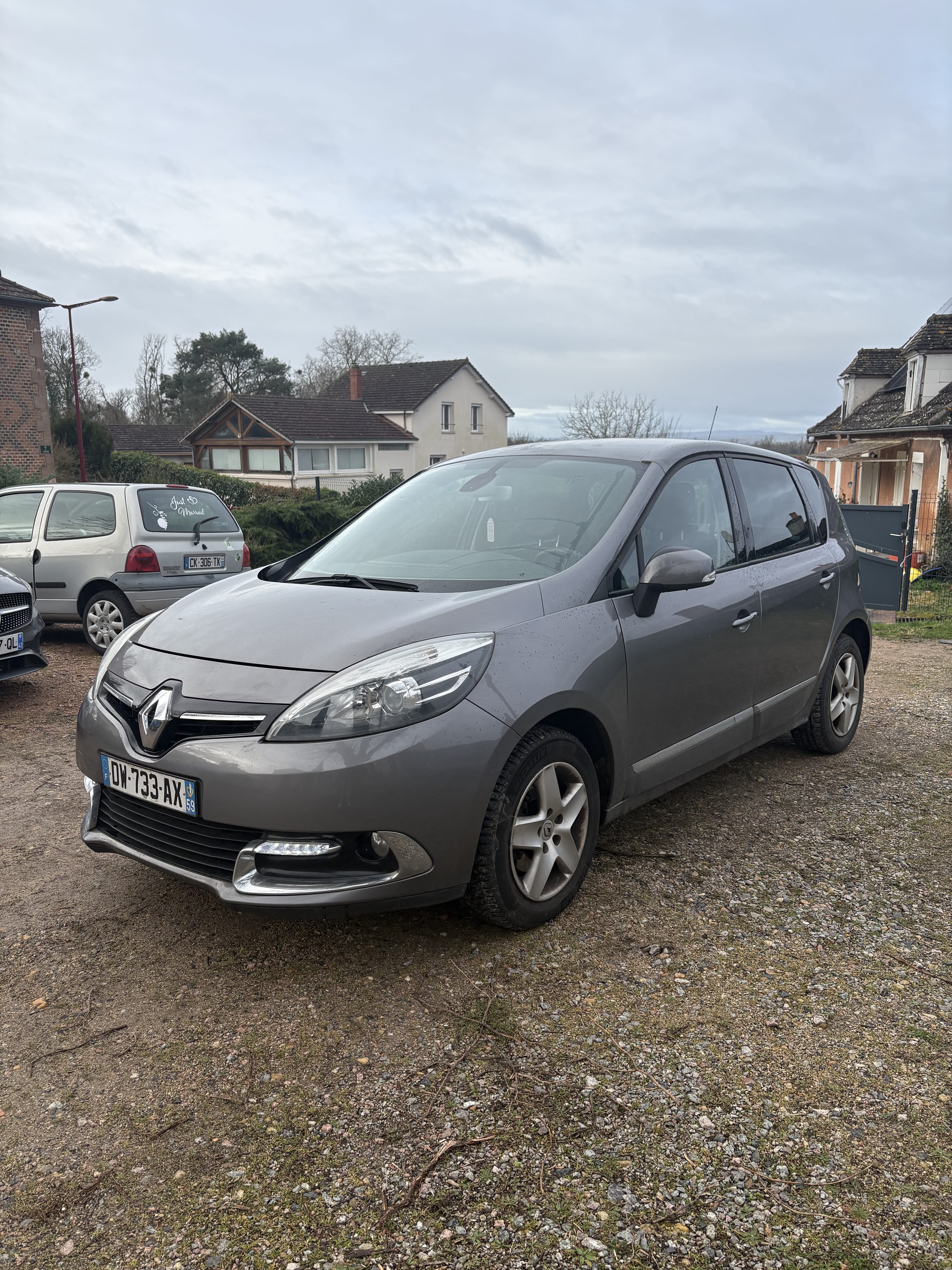 Renault Scenic 1.5 dci 110 avec Climatisation