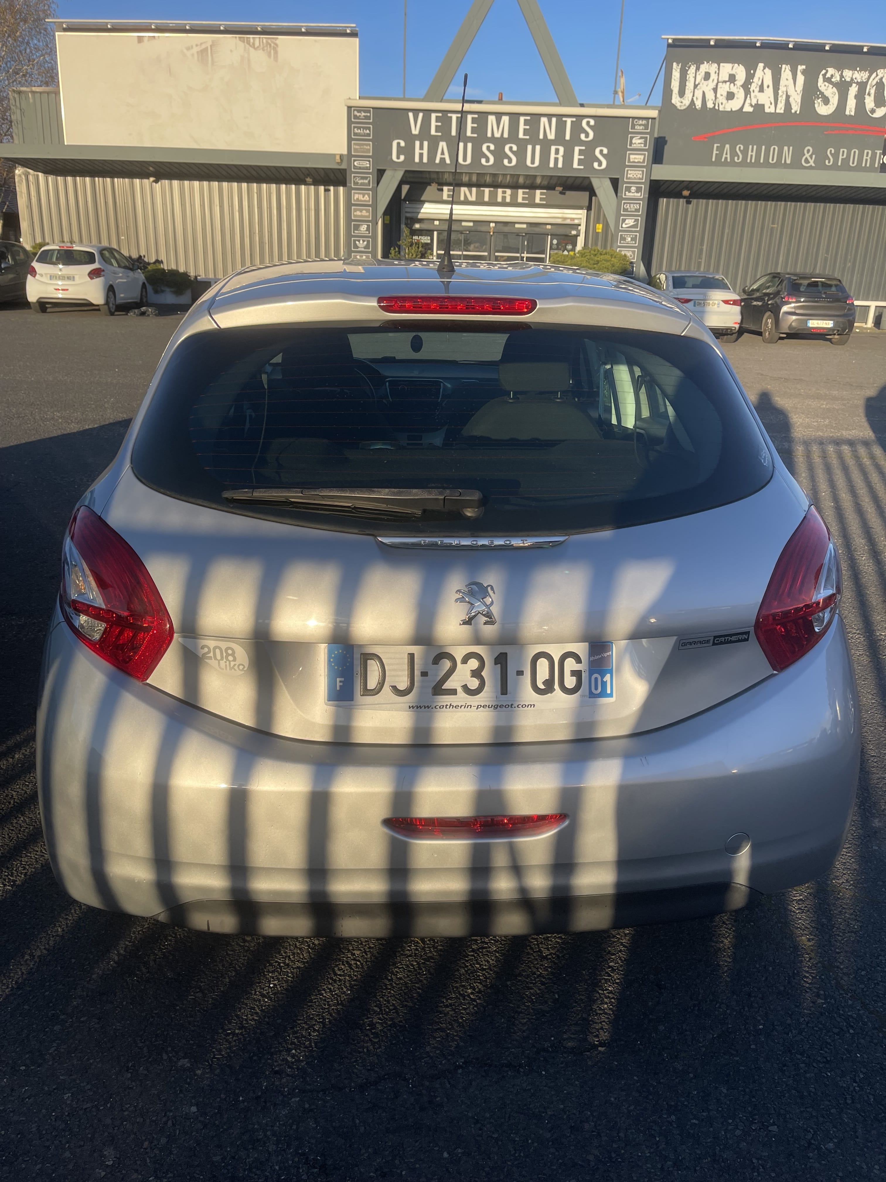 Peugeot 208 avec Régulateur de vitesse