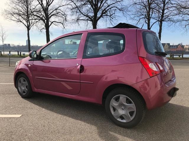 Renault Twingo II Liberty 1.2 mit elektr. Faltdach, Klima, Navi, Tempomat,... mit Klimaanlage