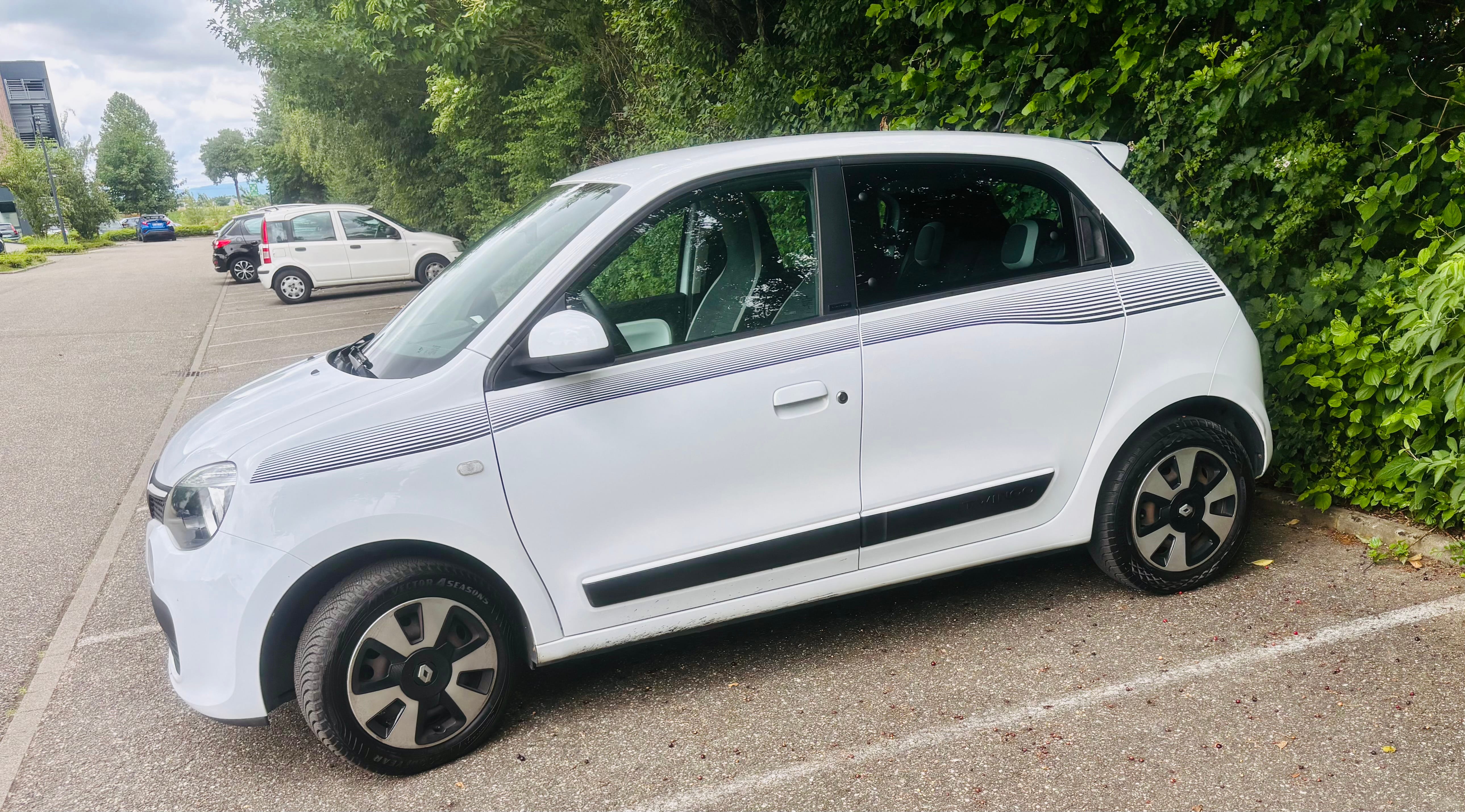 Renault Twingo III avec Siège bébé