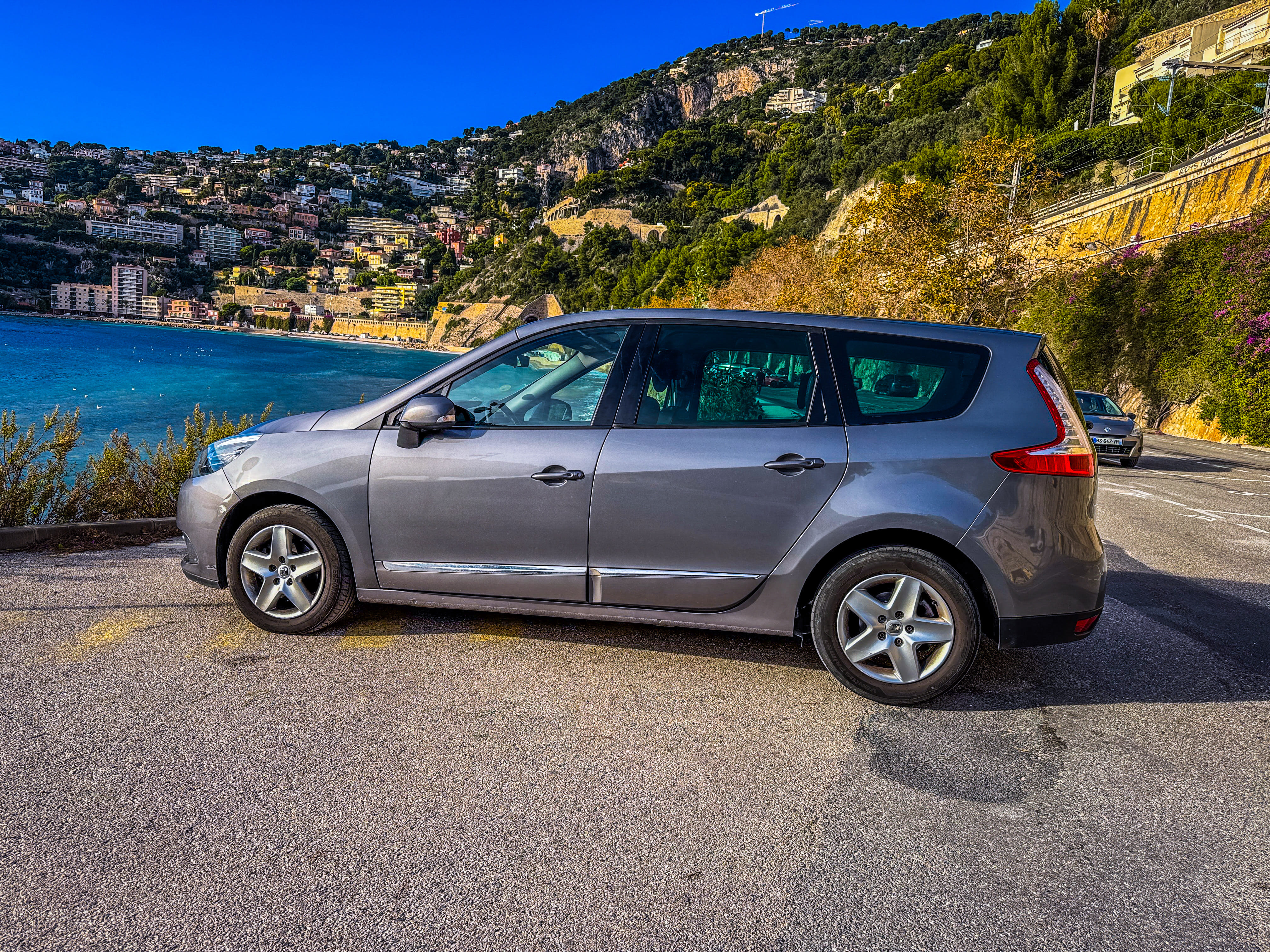 Renault Grand Scenic 862 avec Climatisation