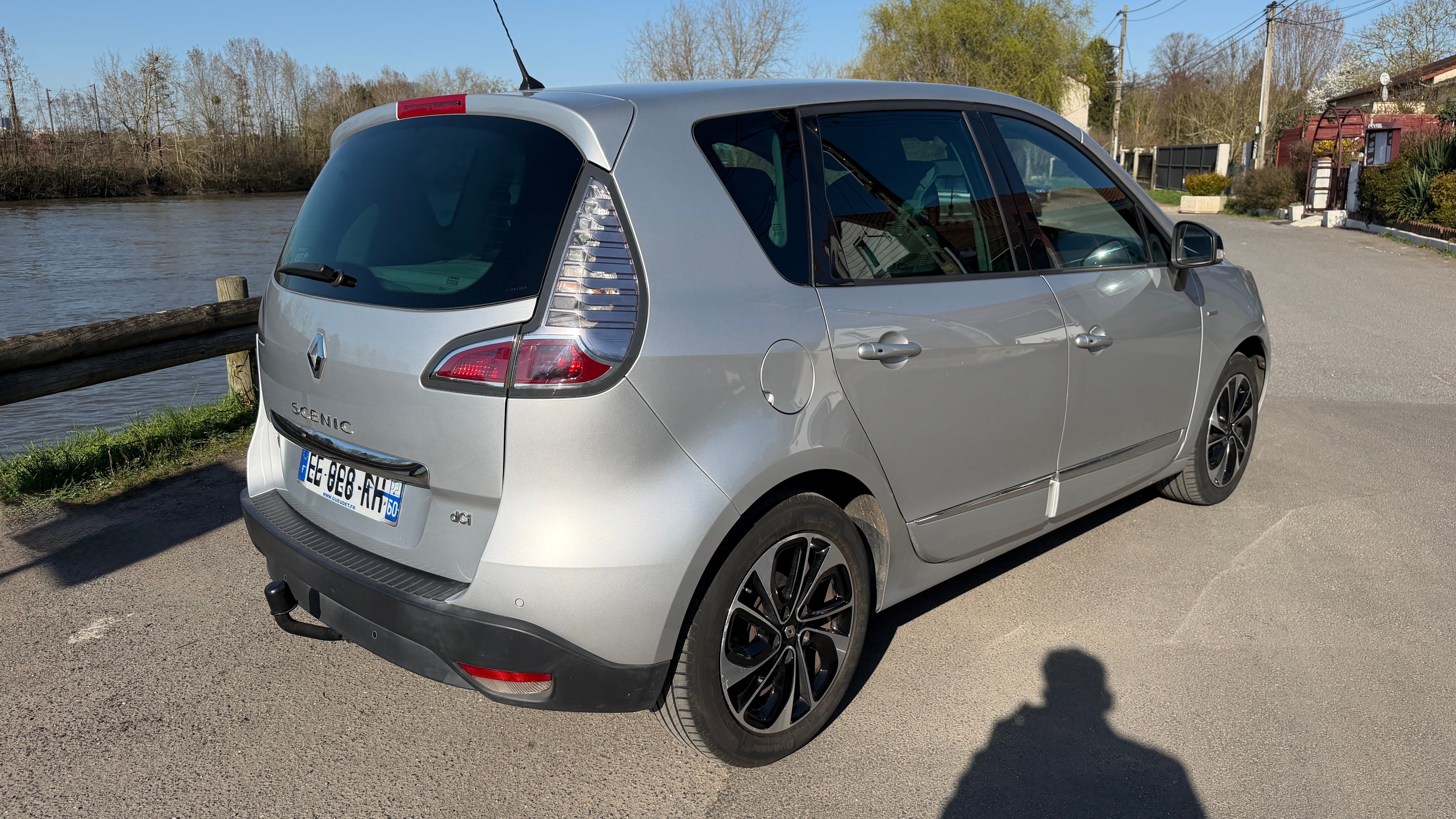 Renault Scenic 1.5 DCI 110Ch avec Régulateur de vitesse