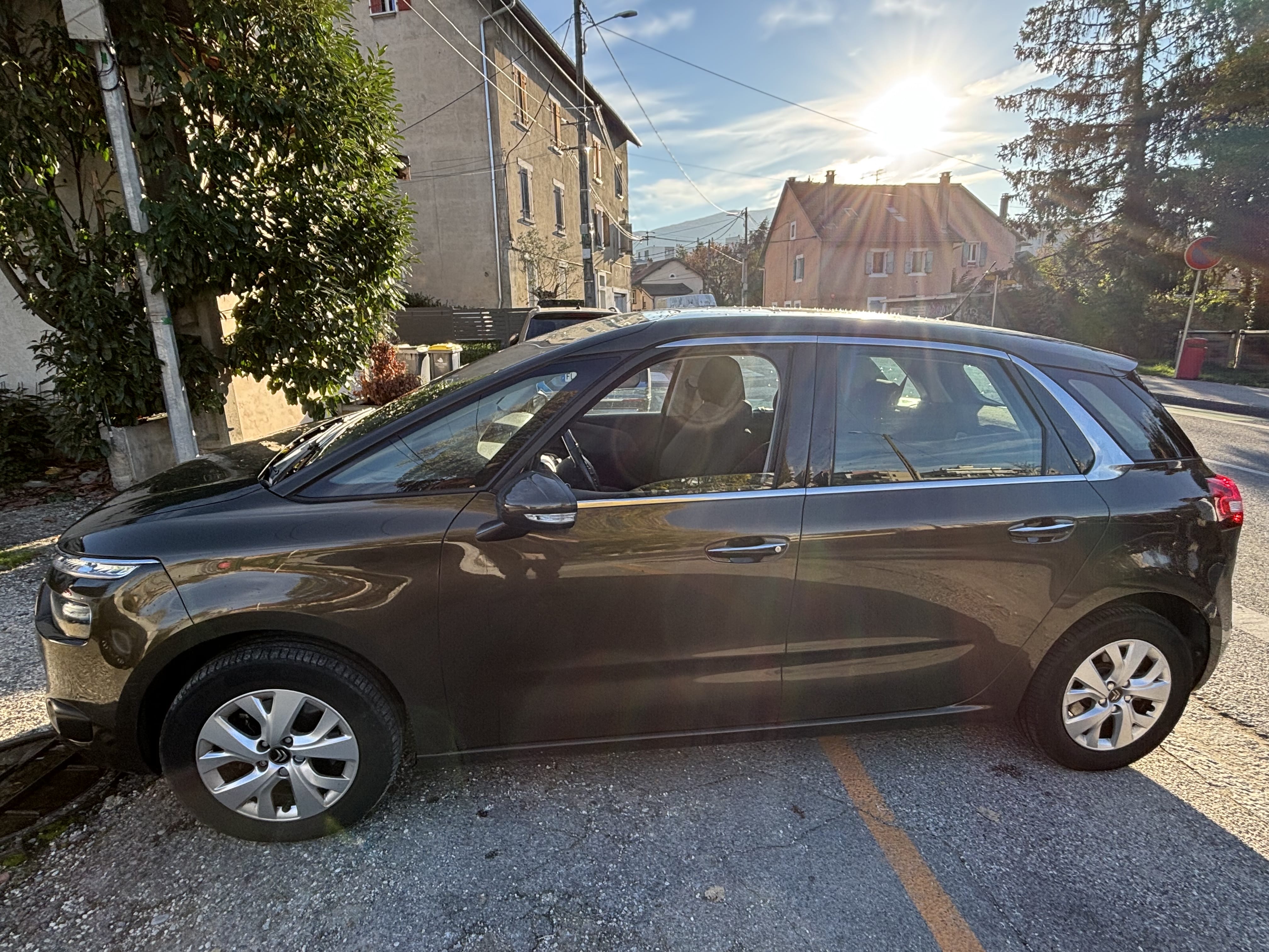 Citroen C4 Picasso 1.6 THP exclusif essence avec Climatisation