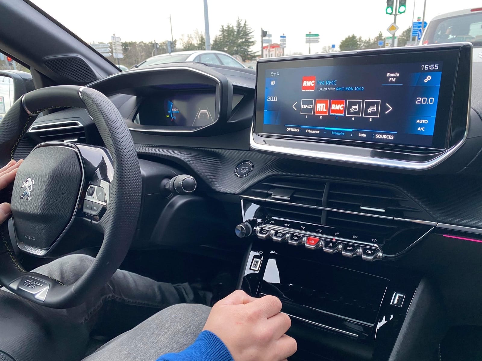 Peugeot 208 GT Line avec Régulateur de vitesse