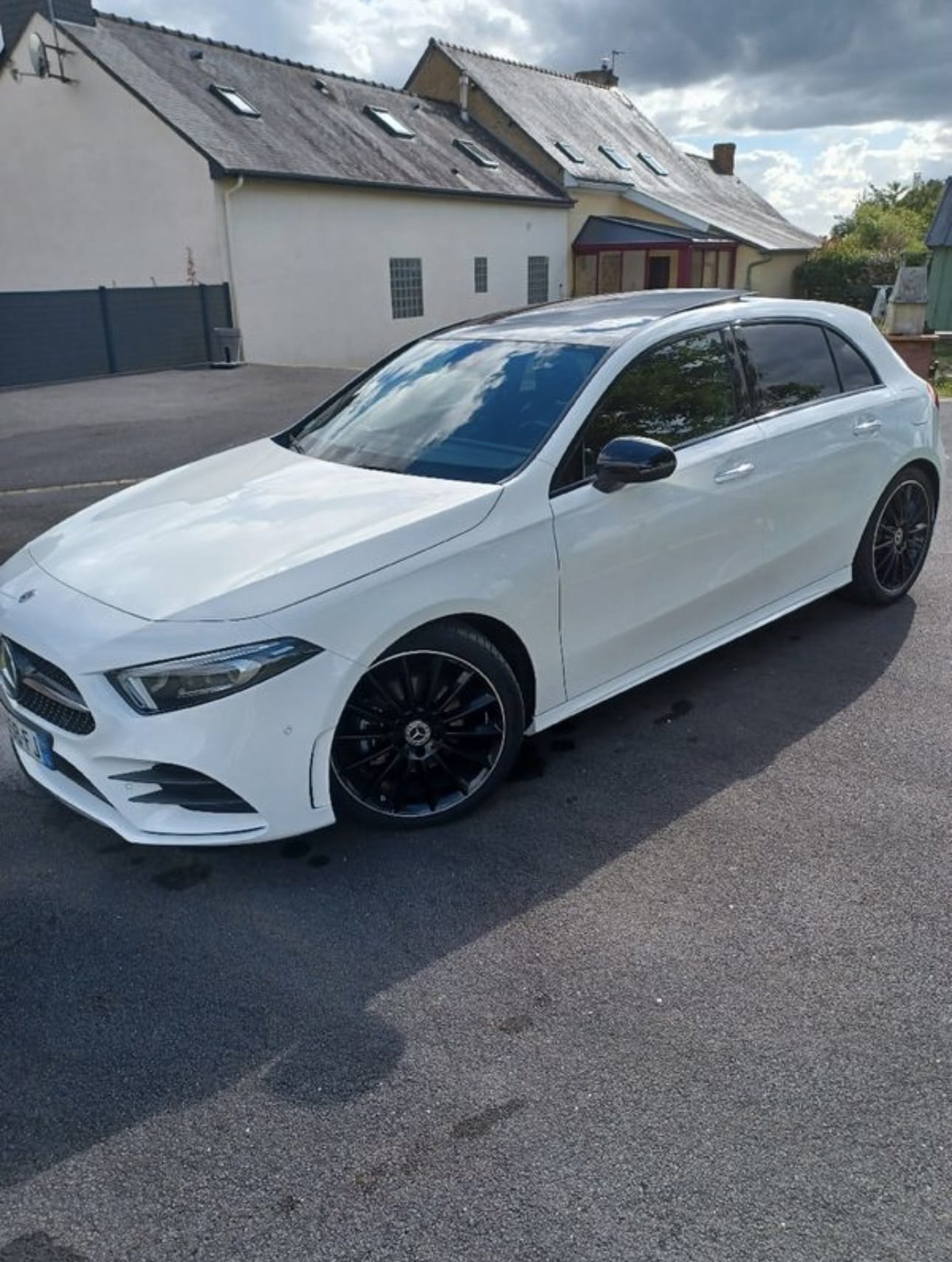 Mercedes-Benz Classe A 220, 2022, Essence 95, automatique