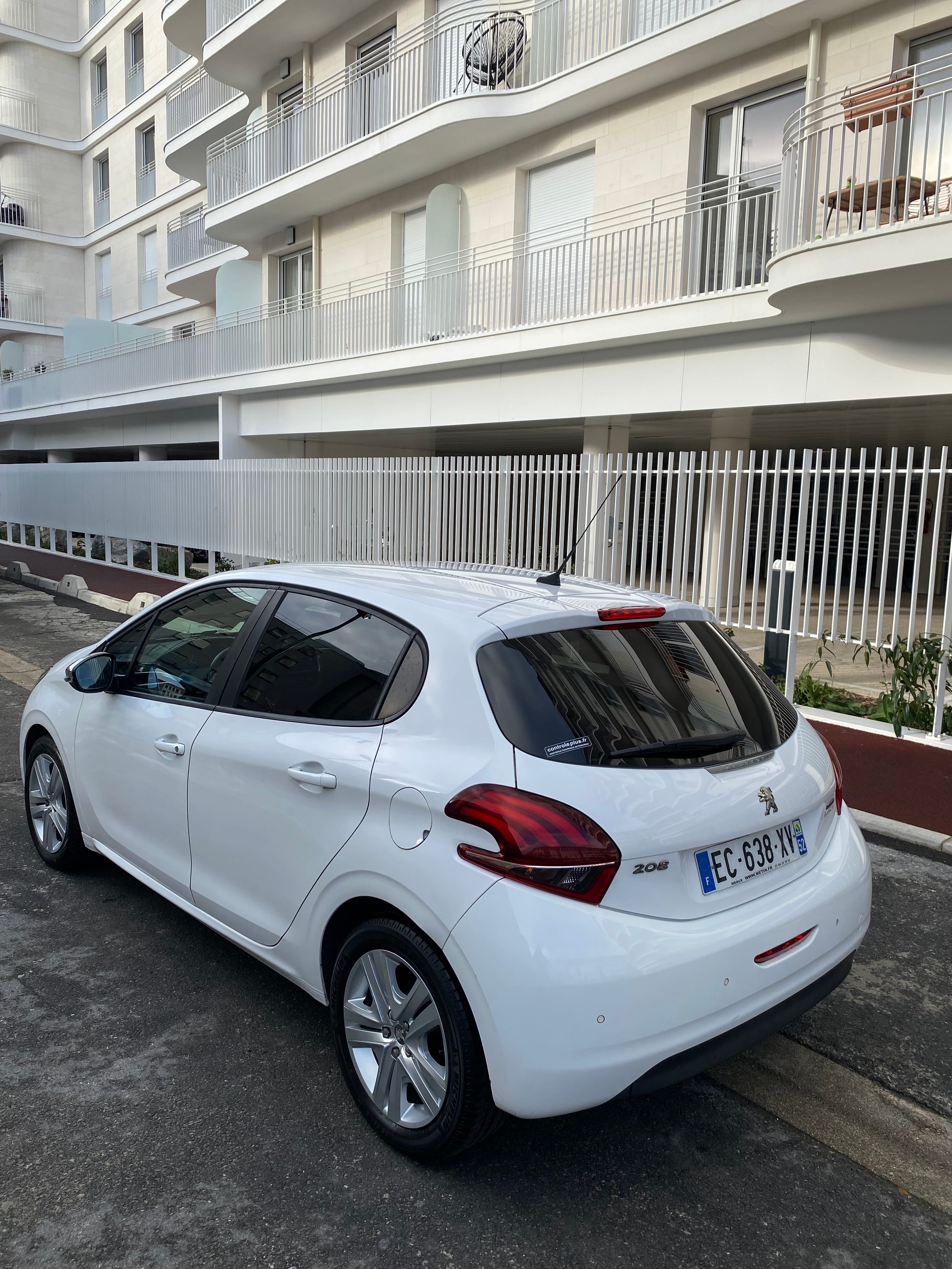 Peugeot 208 avec Climatisation