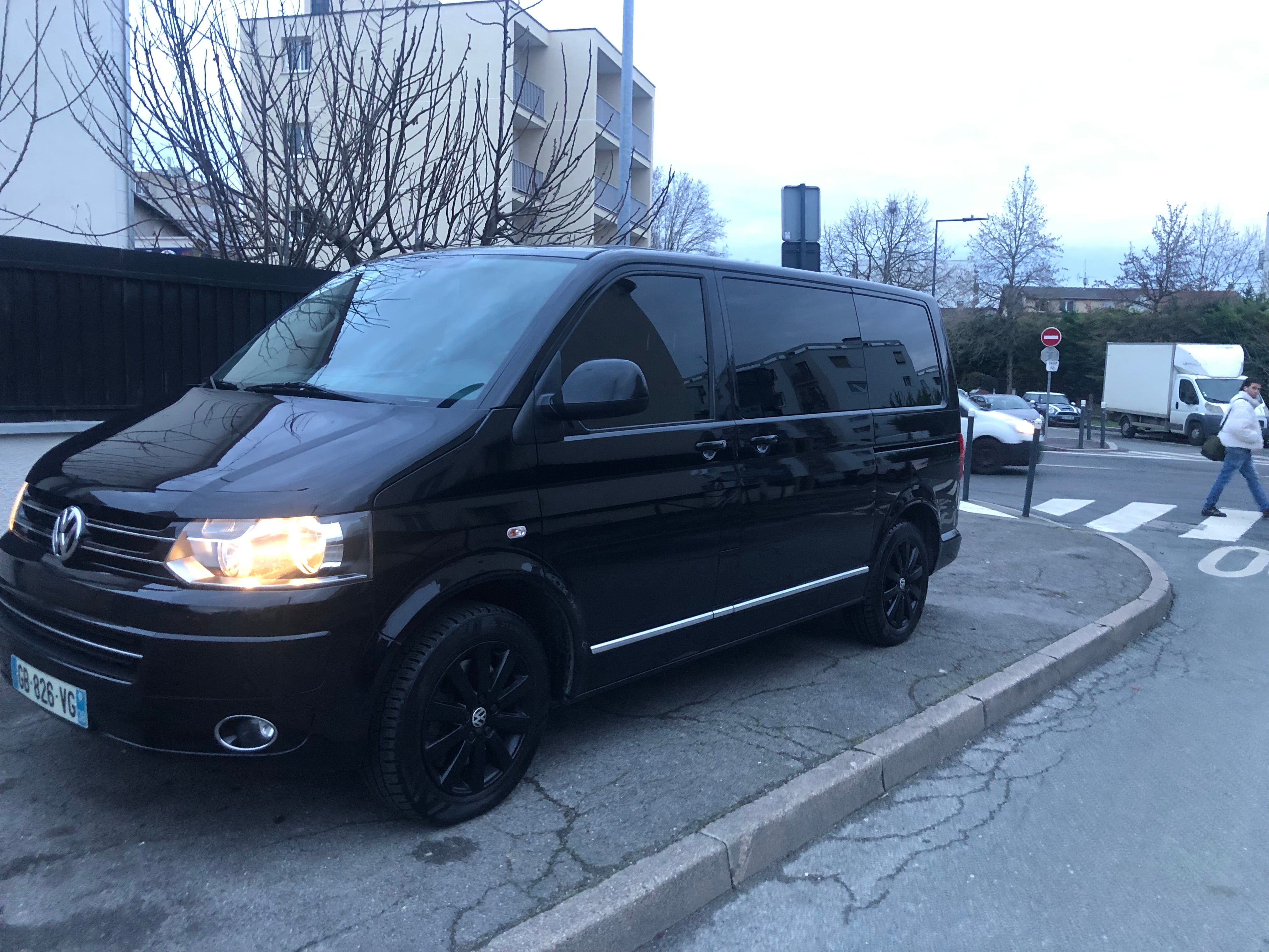 Volkswagen Multivan 2,0 HDI, 2013, Diesel, automatique, 7 places