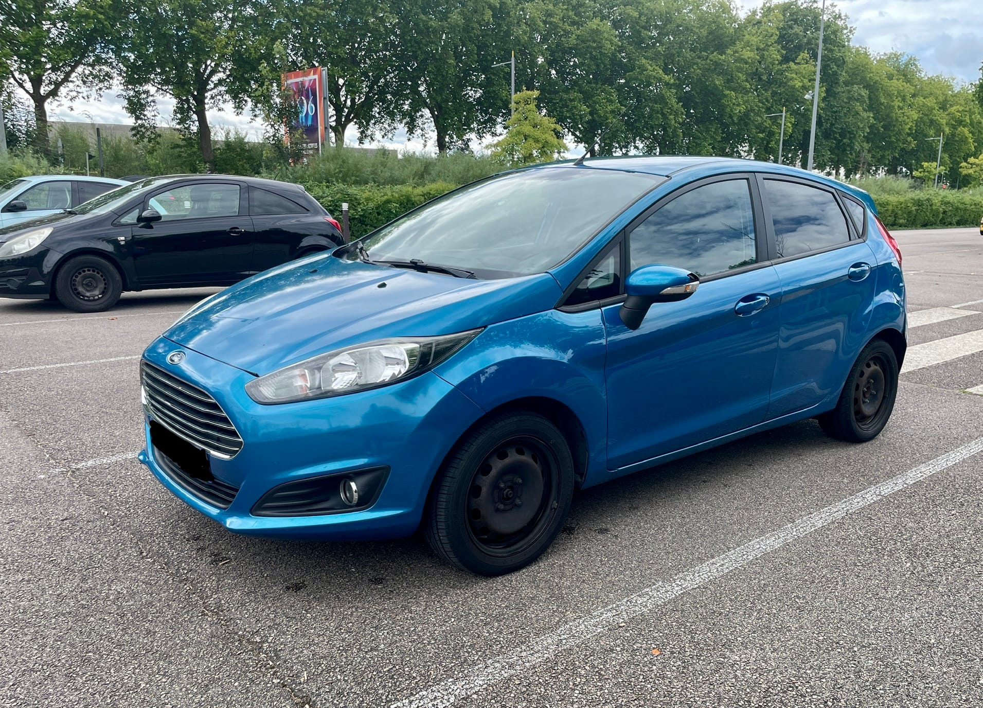 Ford Fiesta agile et confortable avec Climatisation