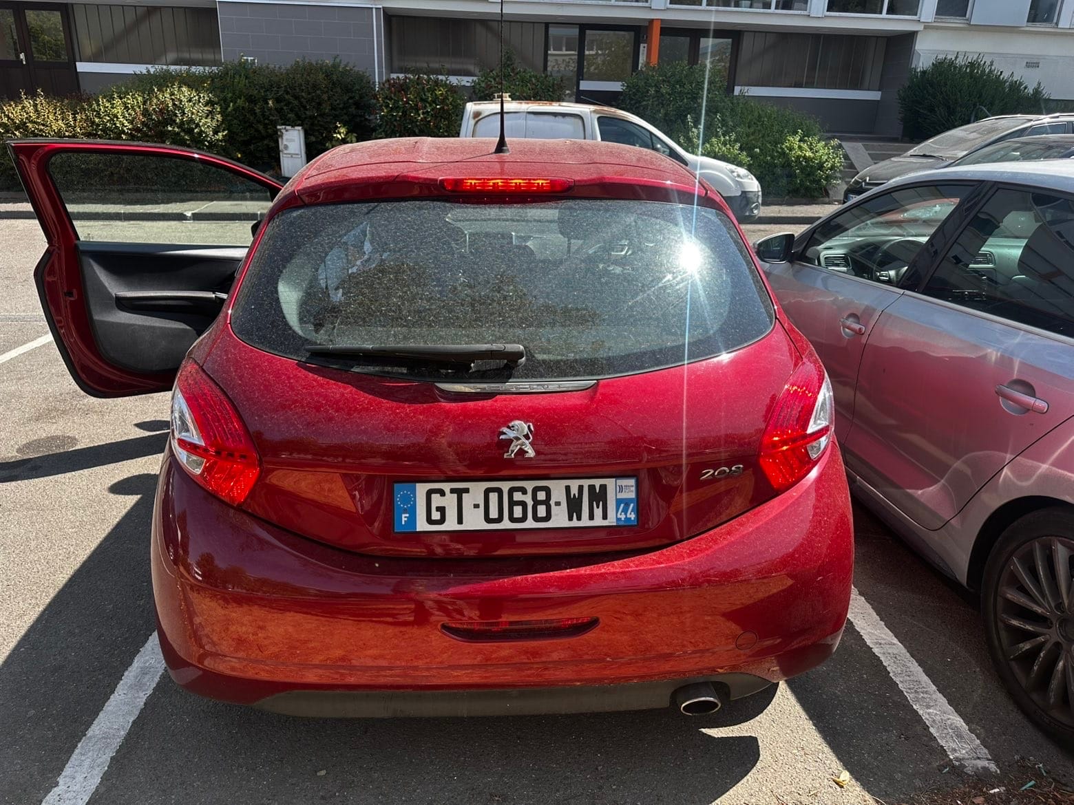 Peugeot 208 avec Autoradio