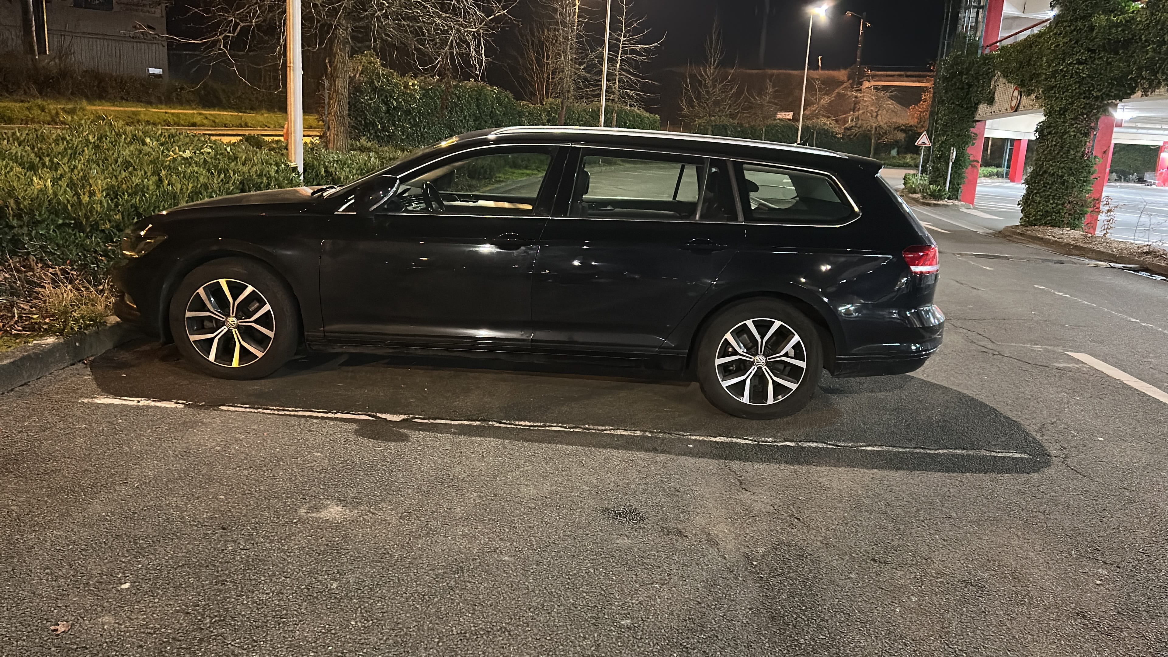 Volkswagen Passat SW avec Climatisation