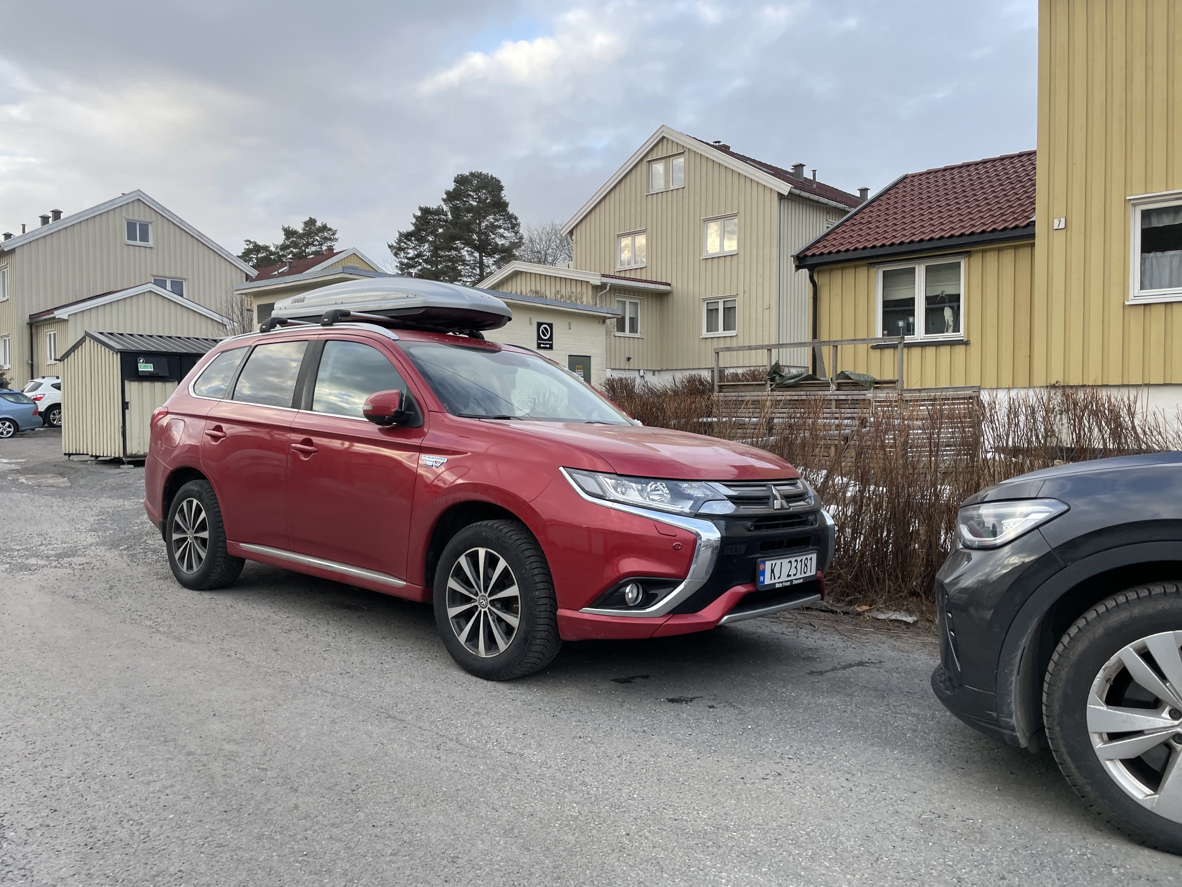 Mitsubishi Outlander PHEV GT, 2016, Blyfri 95 / Elektrisk (hybrid), automatisk