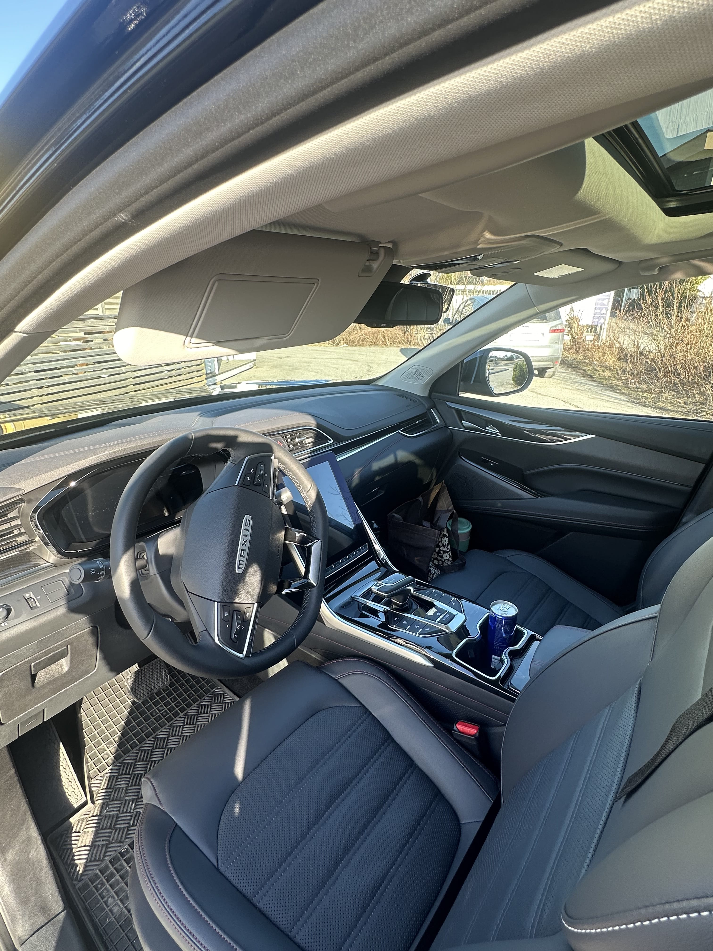 Maxus Euniq med Babysete