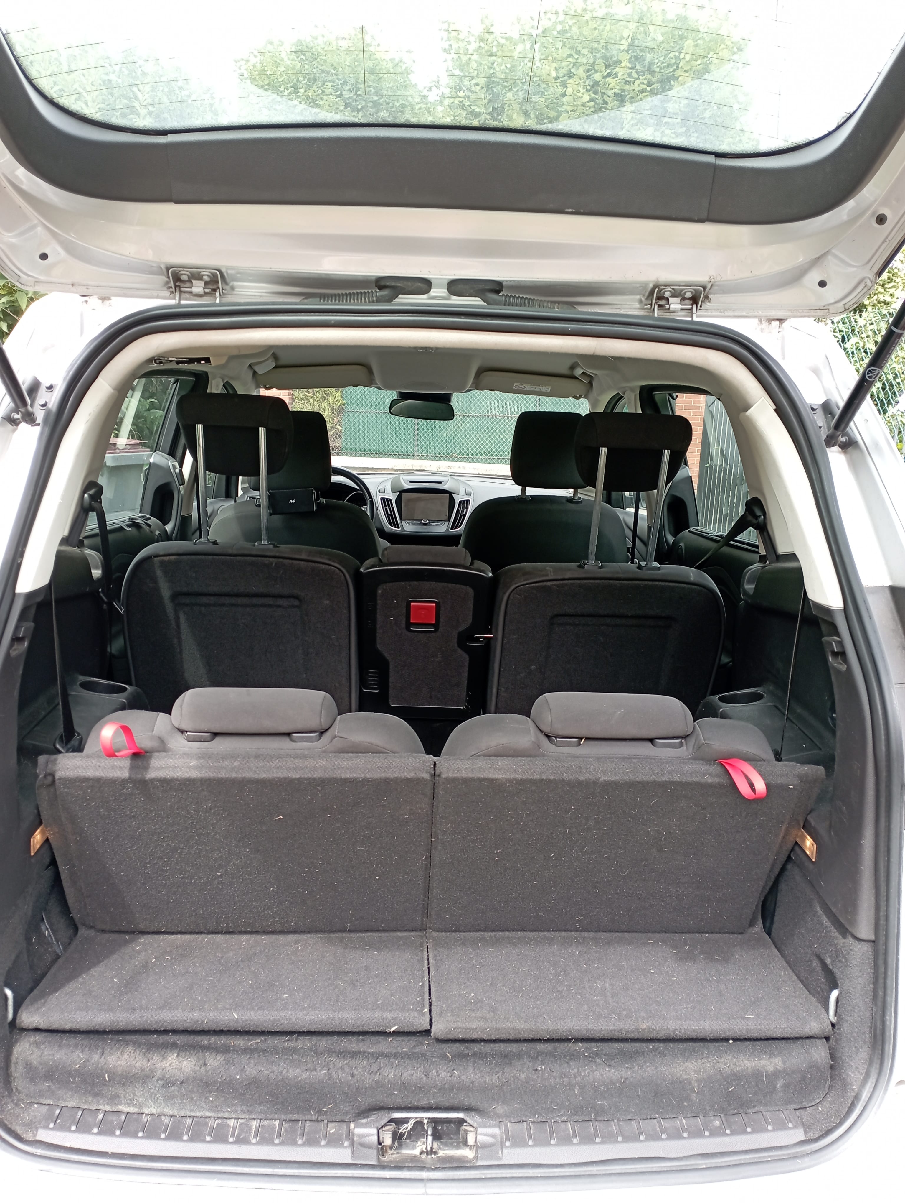 Ford Grand C-Max avec Siège bébé