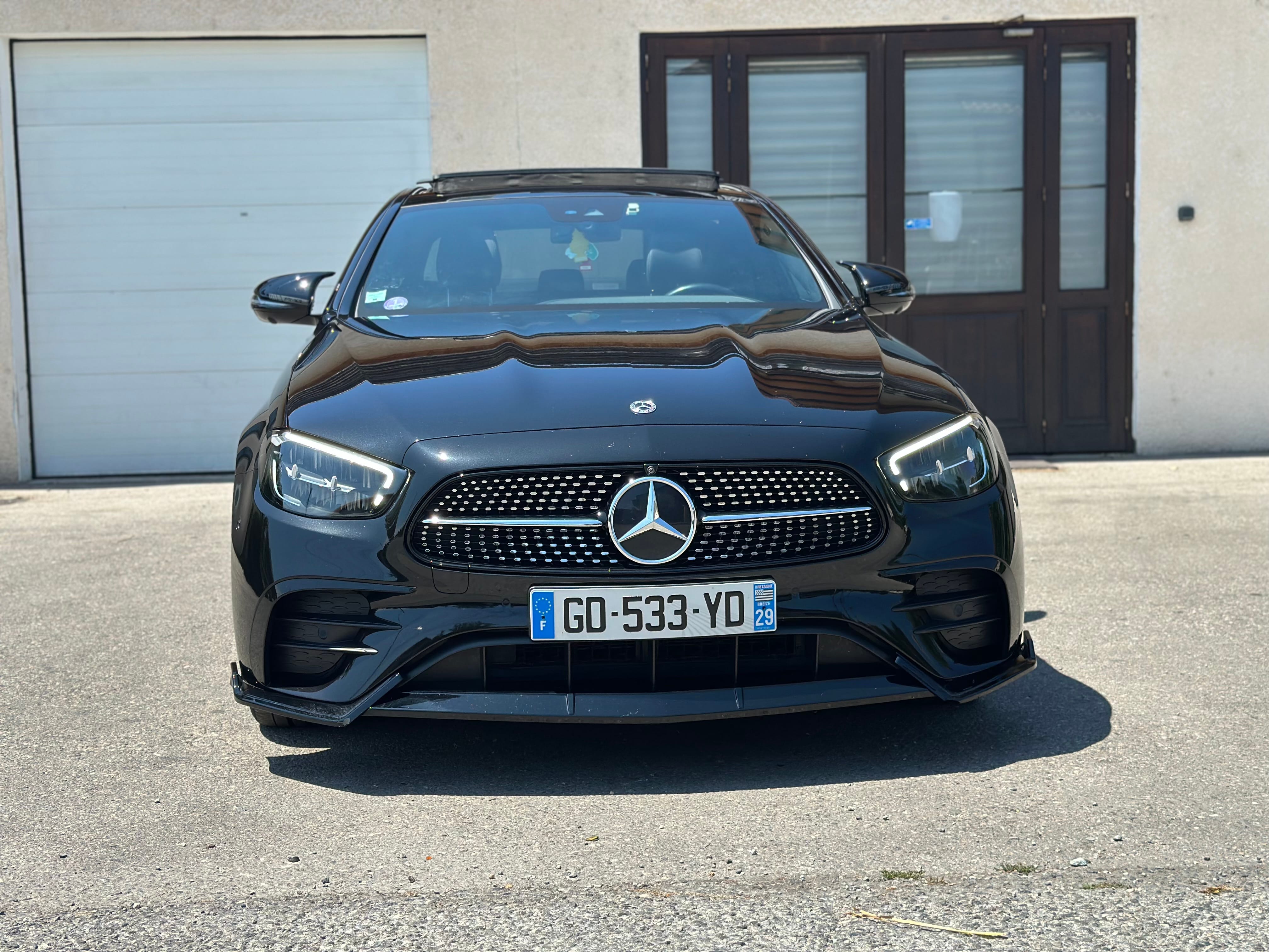 Mercedes-Benz Classe E E 300 avec Apple CarPlay