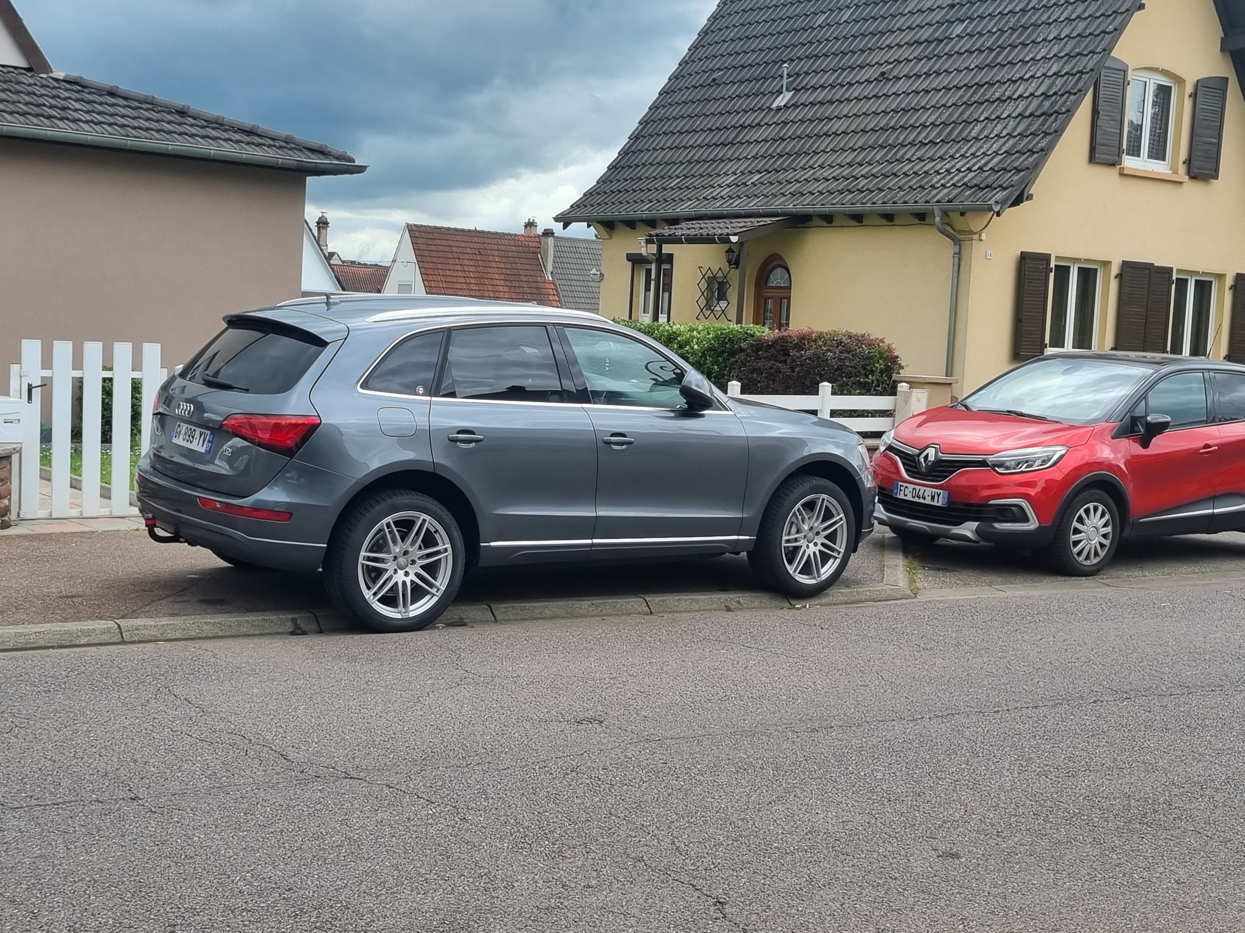 Audi Q5 2.0T Quattro Premium Plus avec GPS