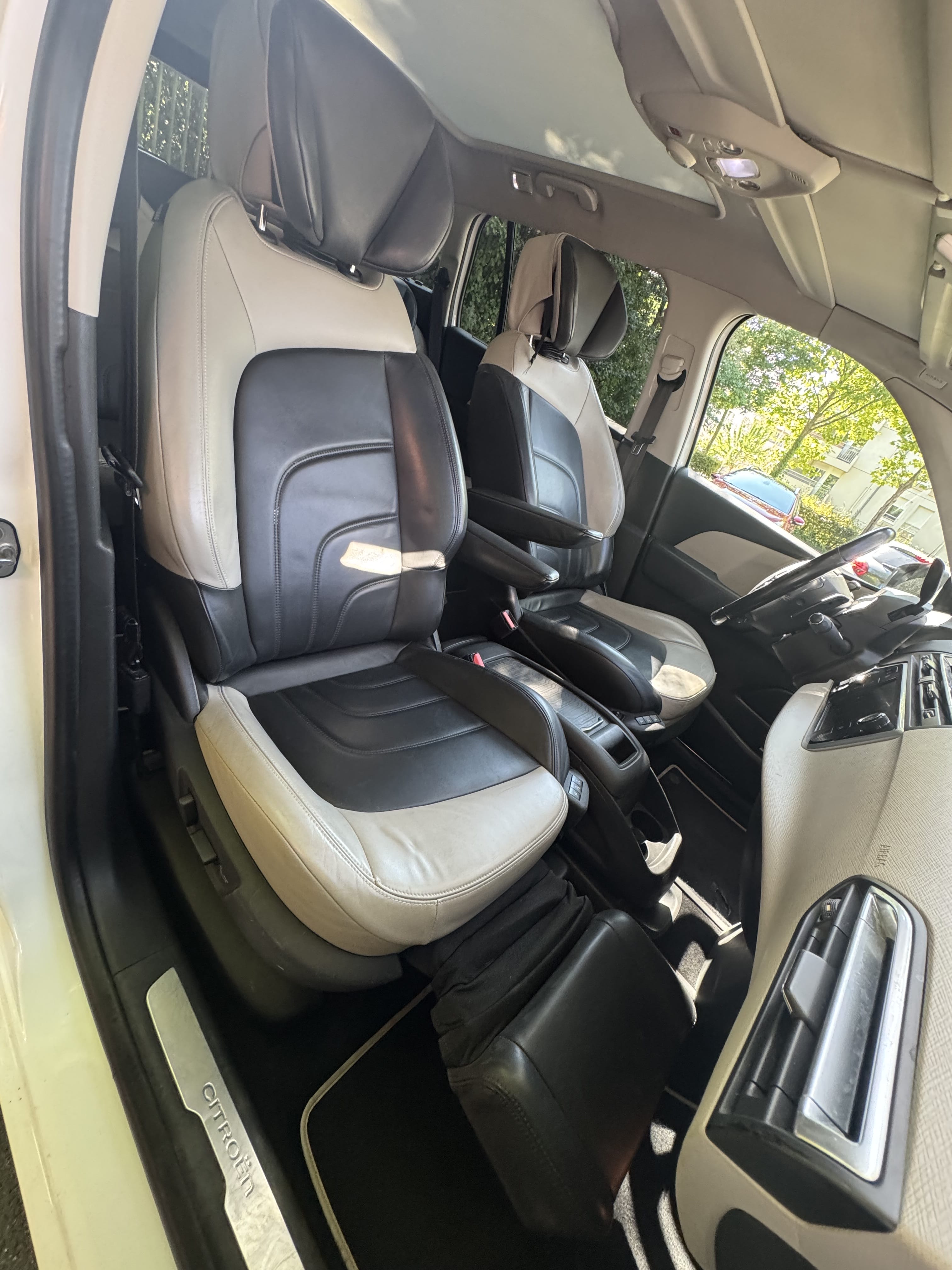 Citroen C4 Grand Picasso 2.0 BlueHdi SHINE avec Siège bébé