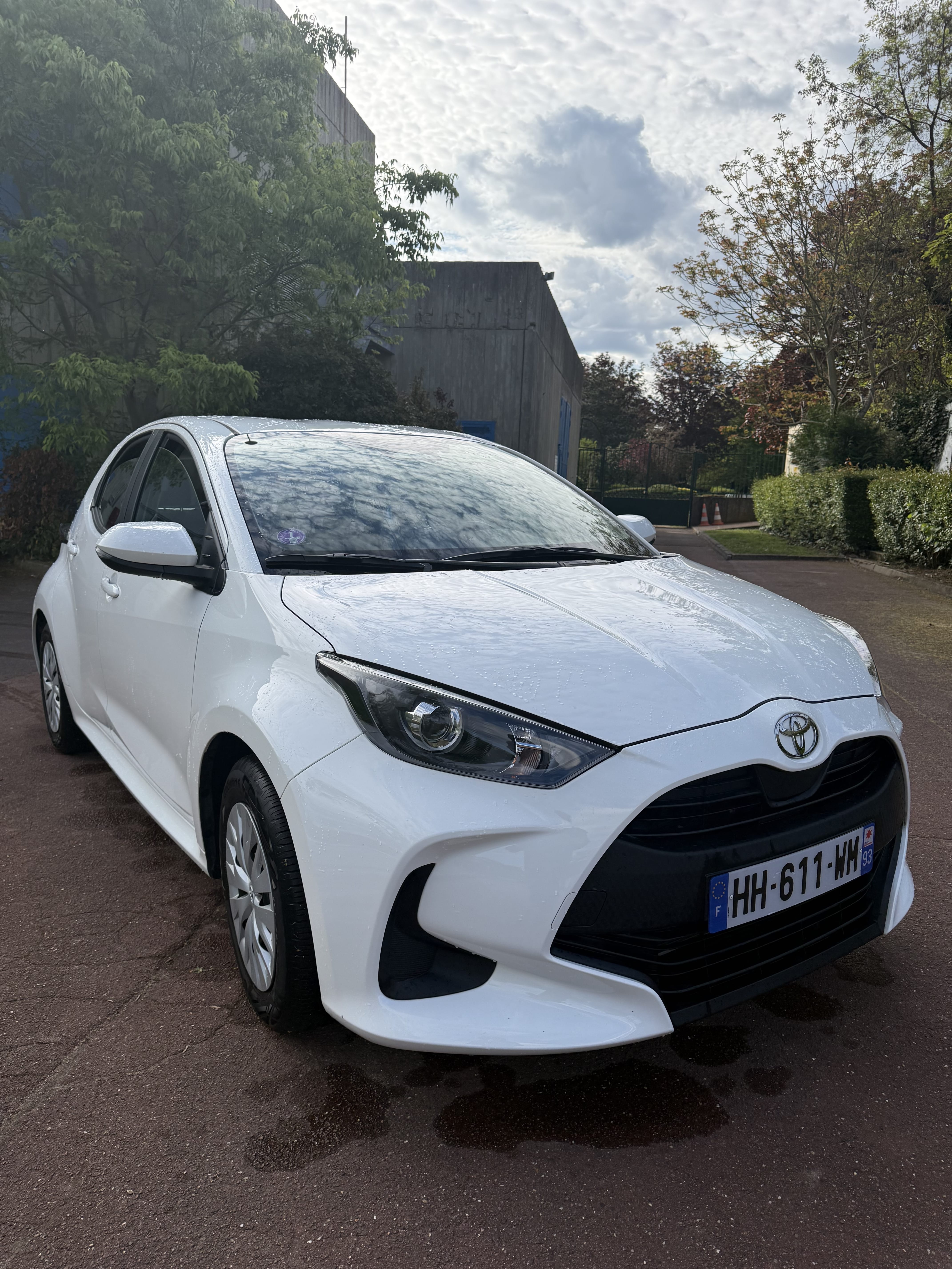 Toyota Yaris Hybride, 2026, Essence 98 / Électrique (hybride), automatique